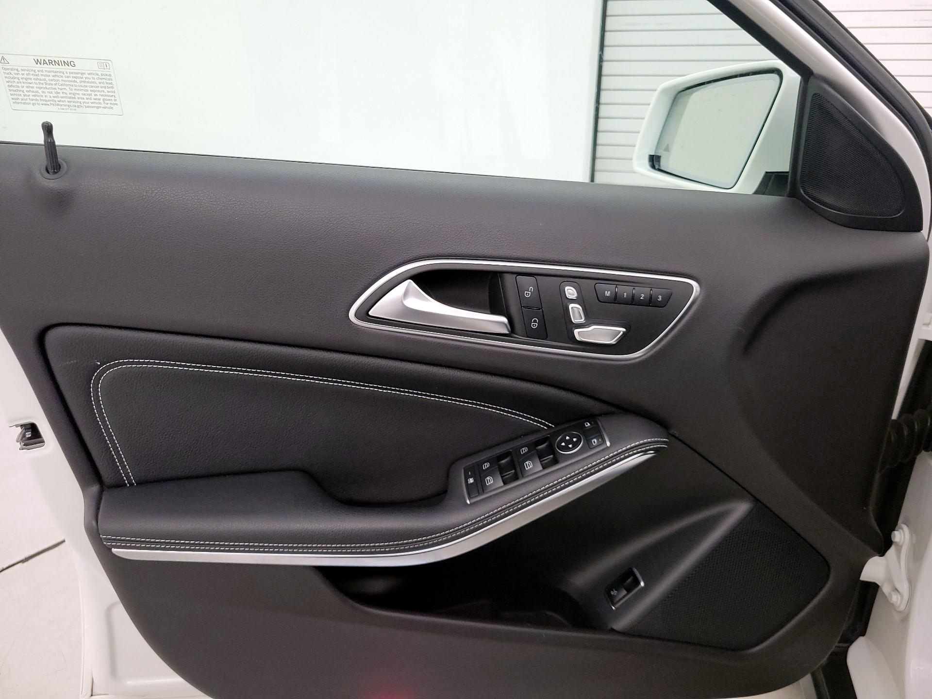 Thumbnail: 2020 Mercedes-Benz GLA - 12