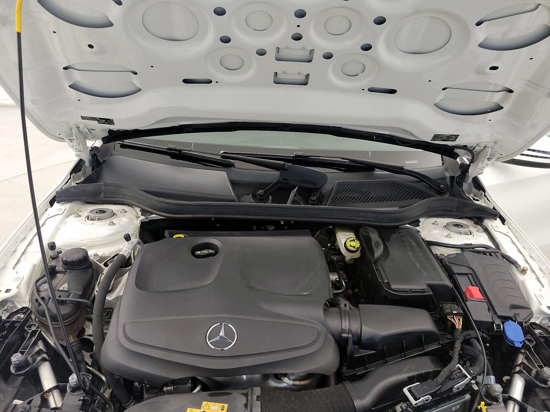 Thumbnail: 2020 Mercedes-Benz GLA - 20