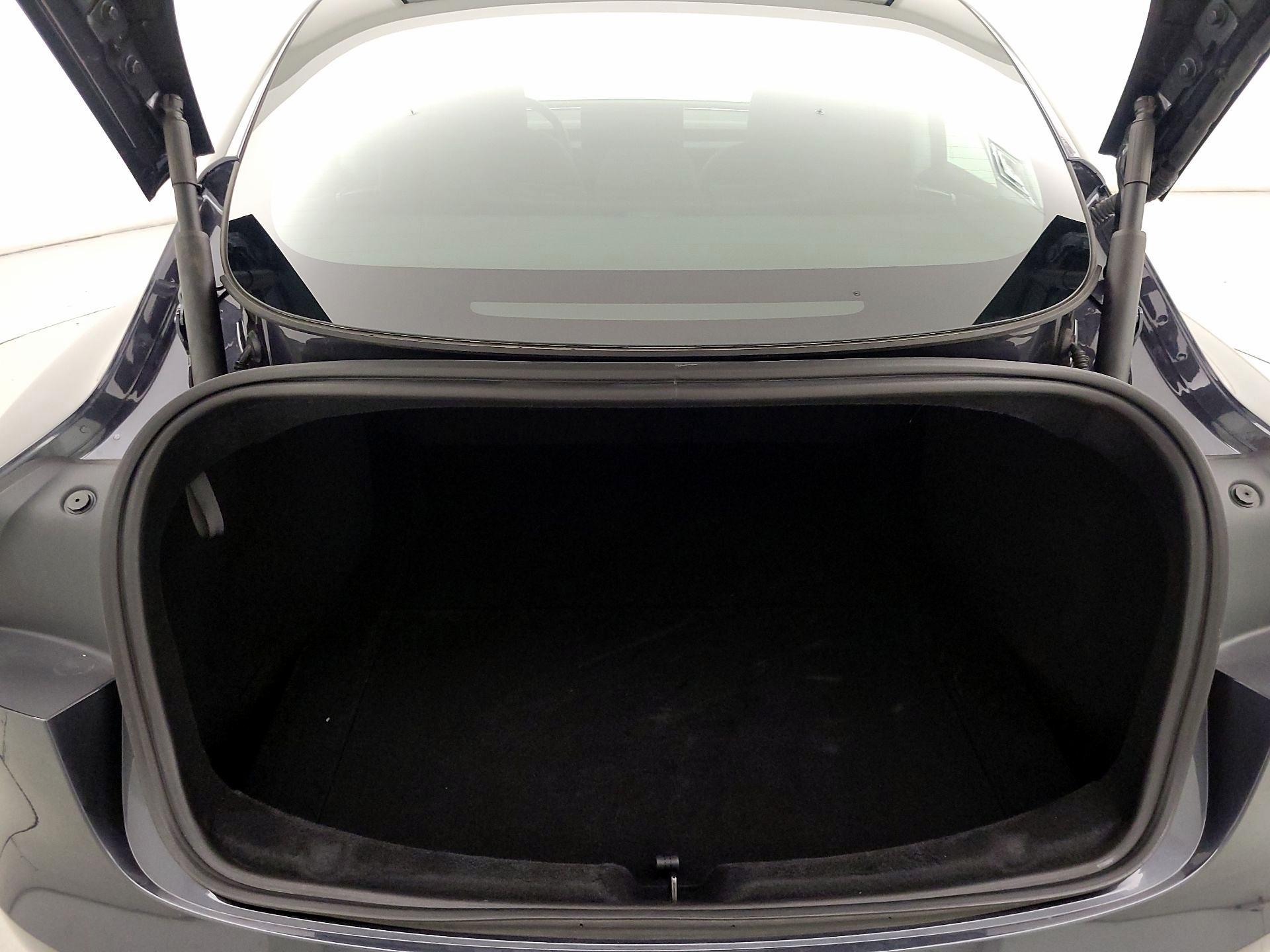 Thumbnail: 2024 Tesla Model 3 - 20