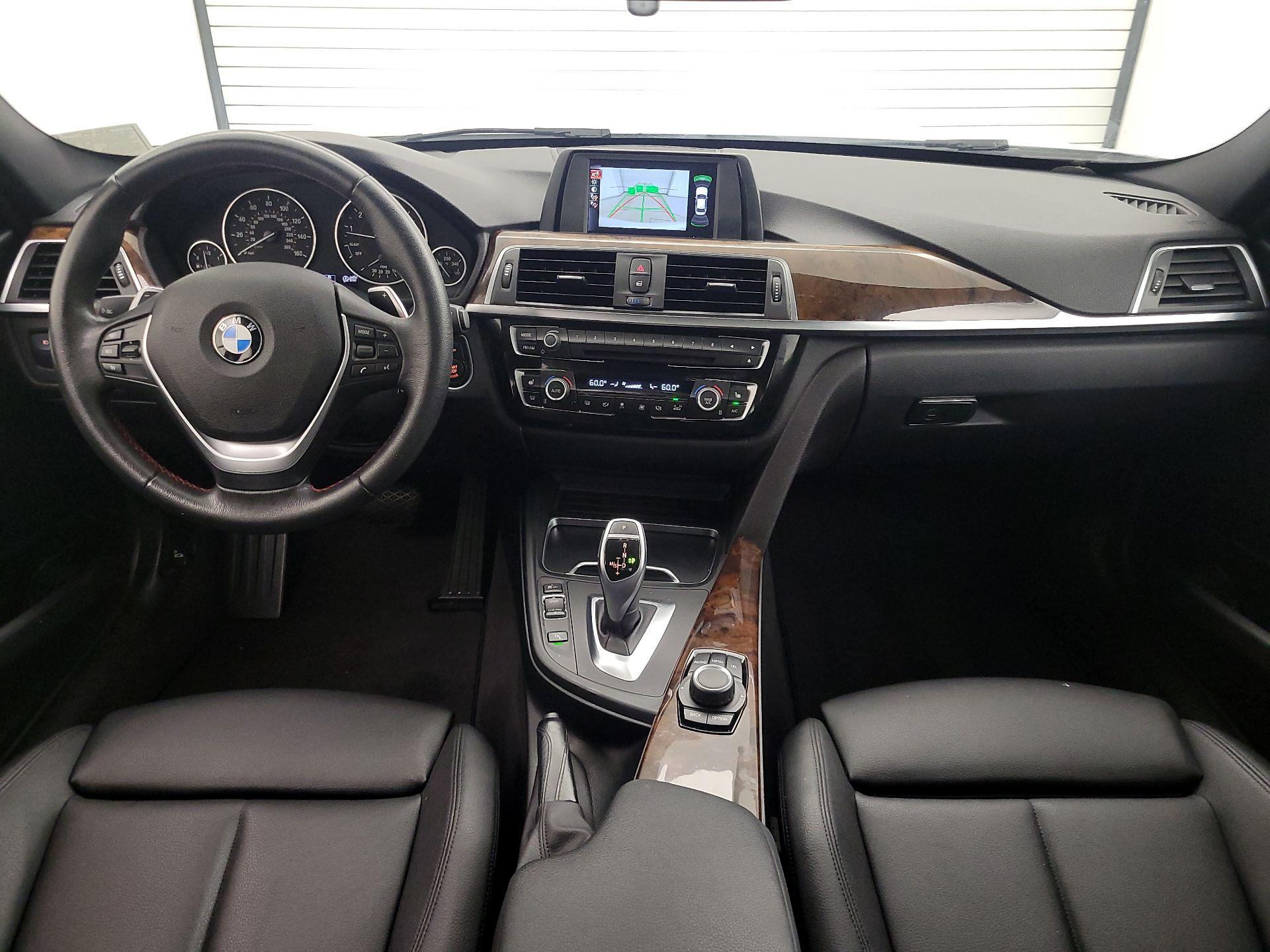 Thumbnail: 2017 BMW 3 Series - 9