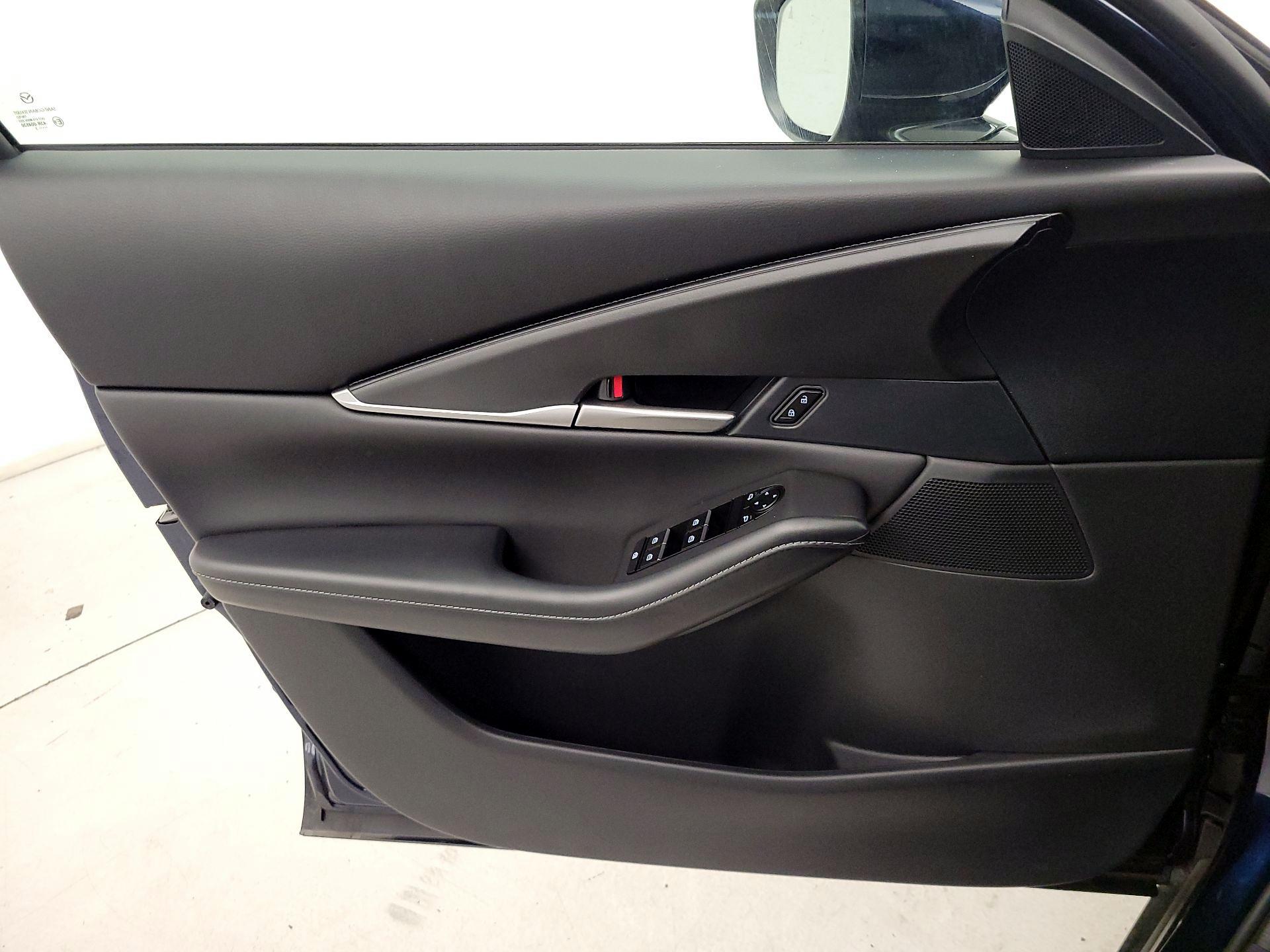 Thumbnail: 2023 Mazda CX-30 - 12