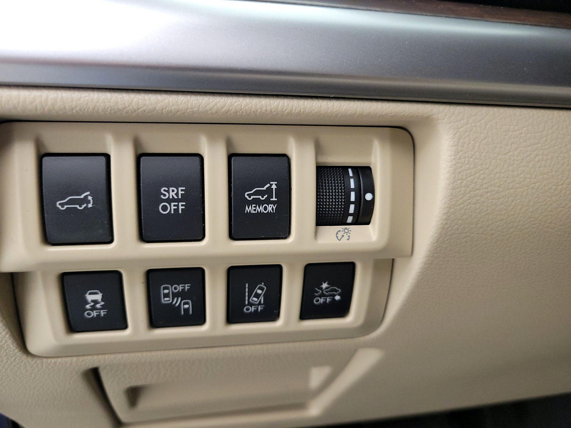 Thumbnail: 2017 Subaru Outback - 13