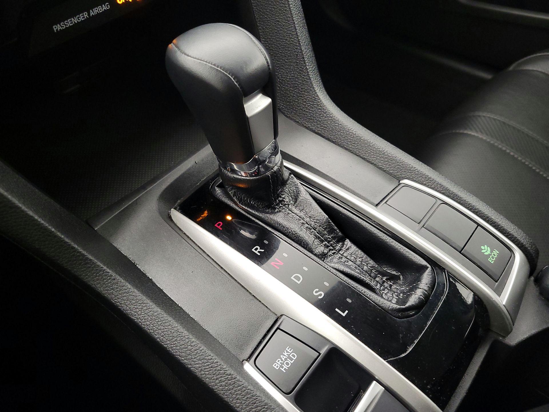 Thumbnail: 2017 Honda Civic - 17