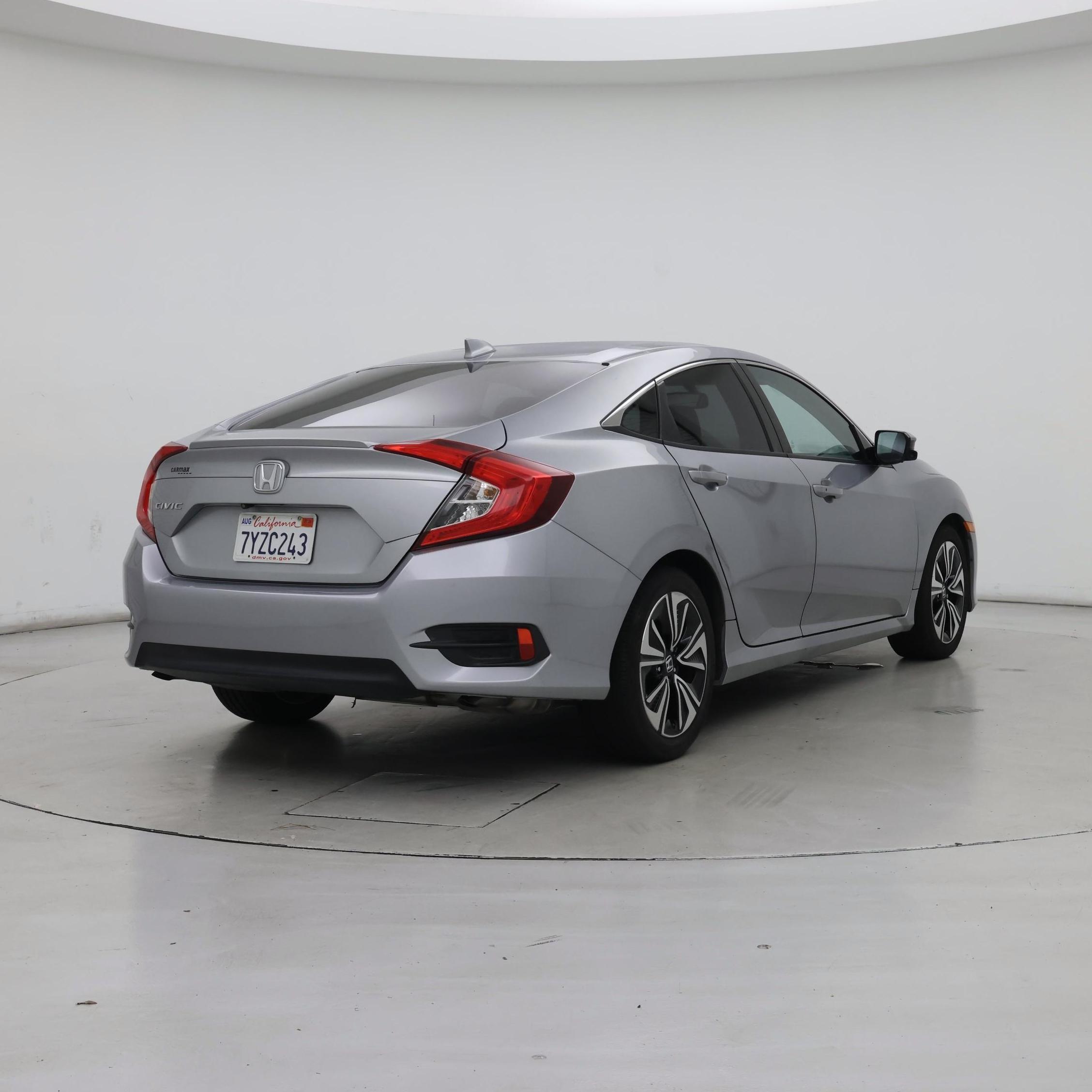 Thumbnail: 2017 Honda Civic - 8