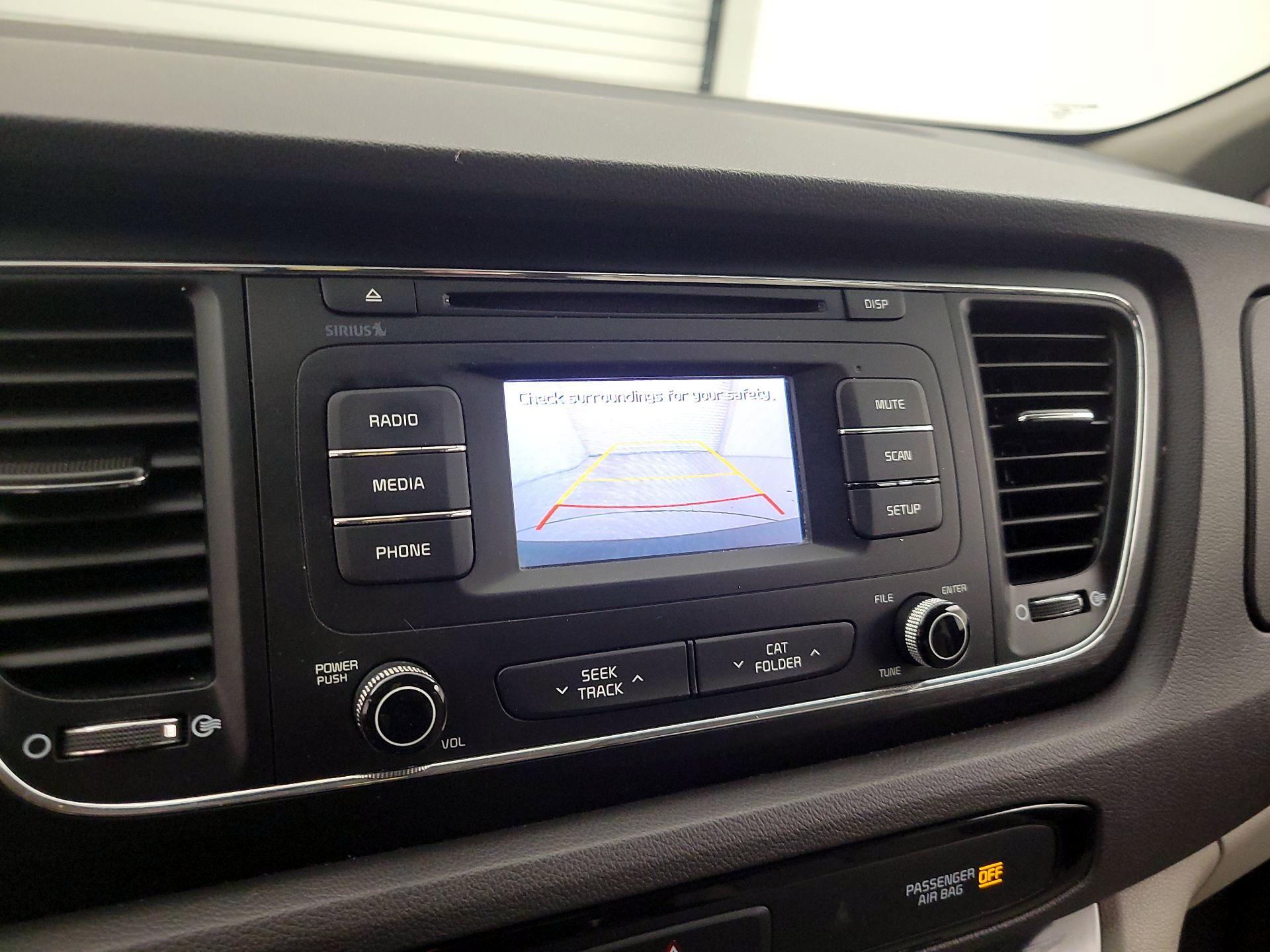 Thumbnail: 2016 Kia Sedona - 14