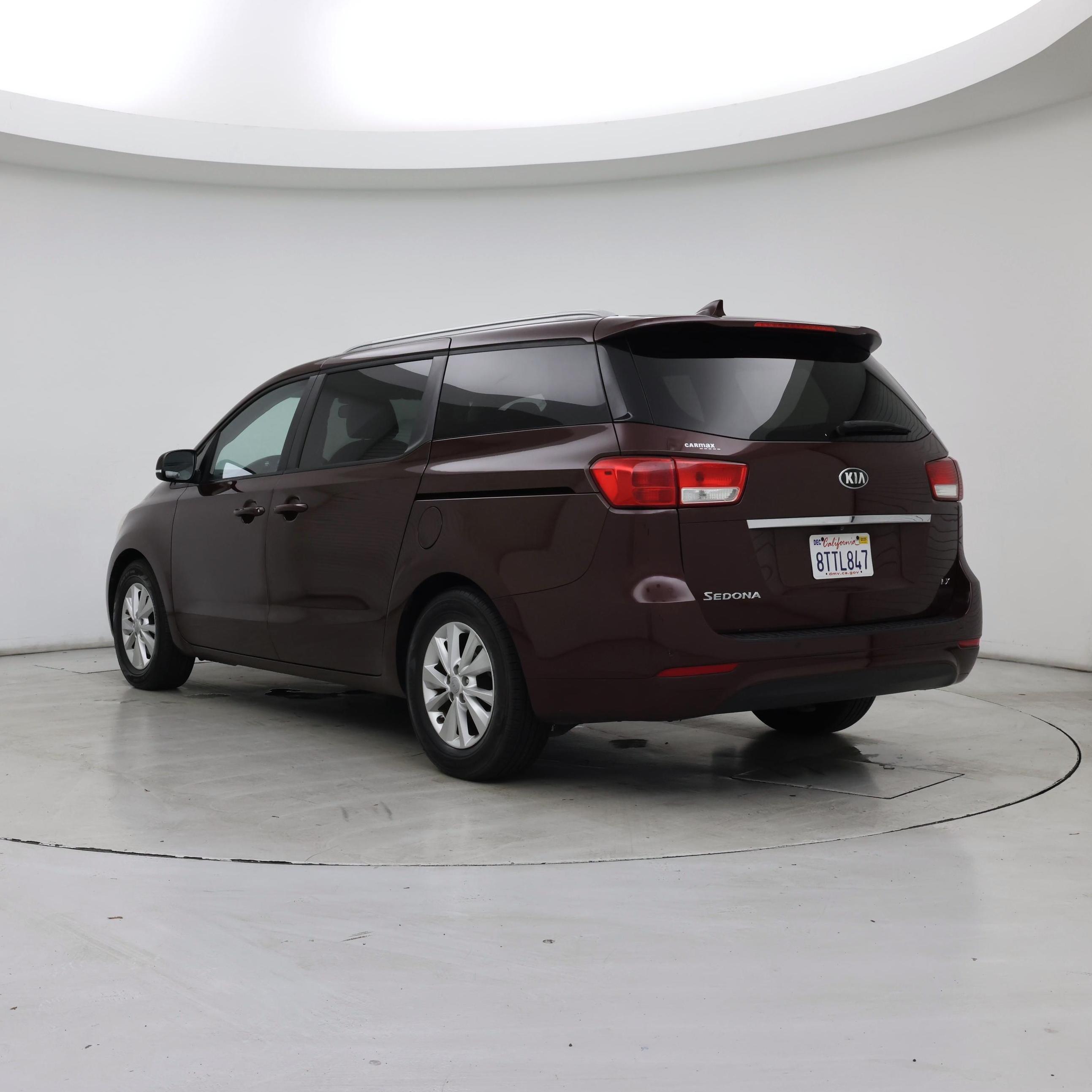 Thumbnail: 2016 Kia Sedona - 2