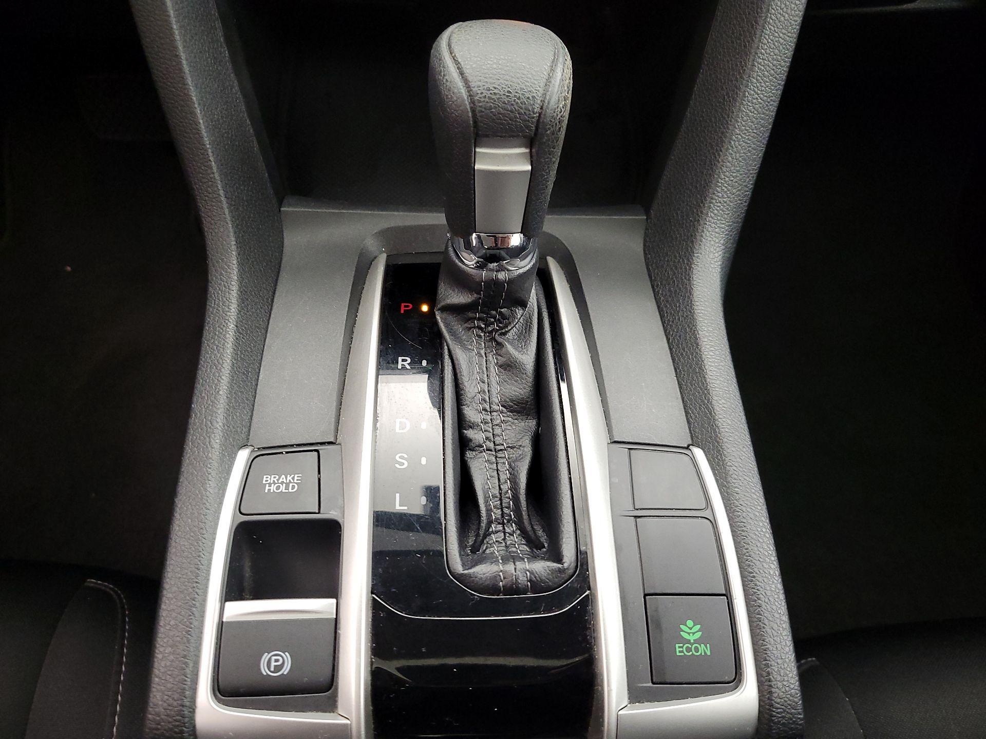 Thumbnail: 2017 Honda Civic - 17