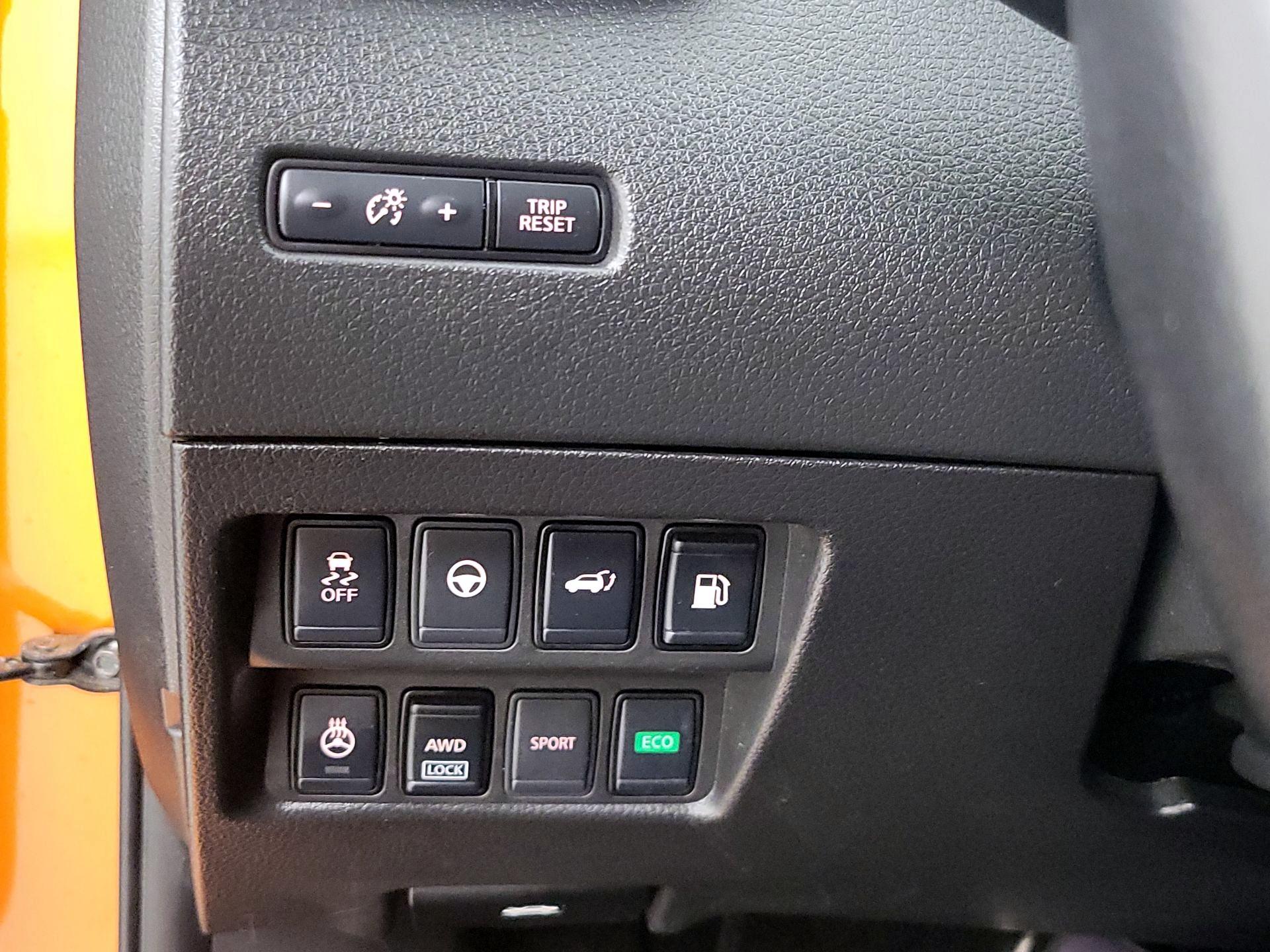 Thumbnail: 2019 Nissan Rogue - 13