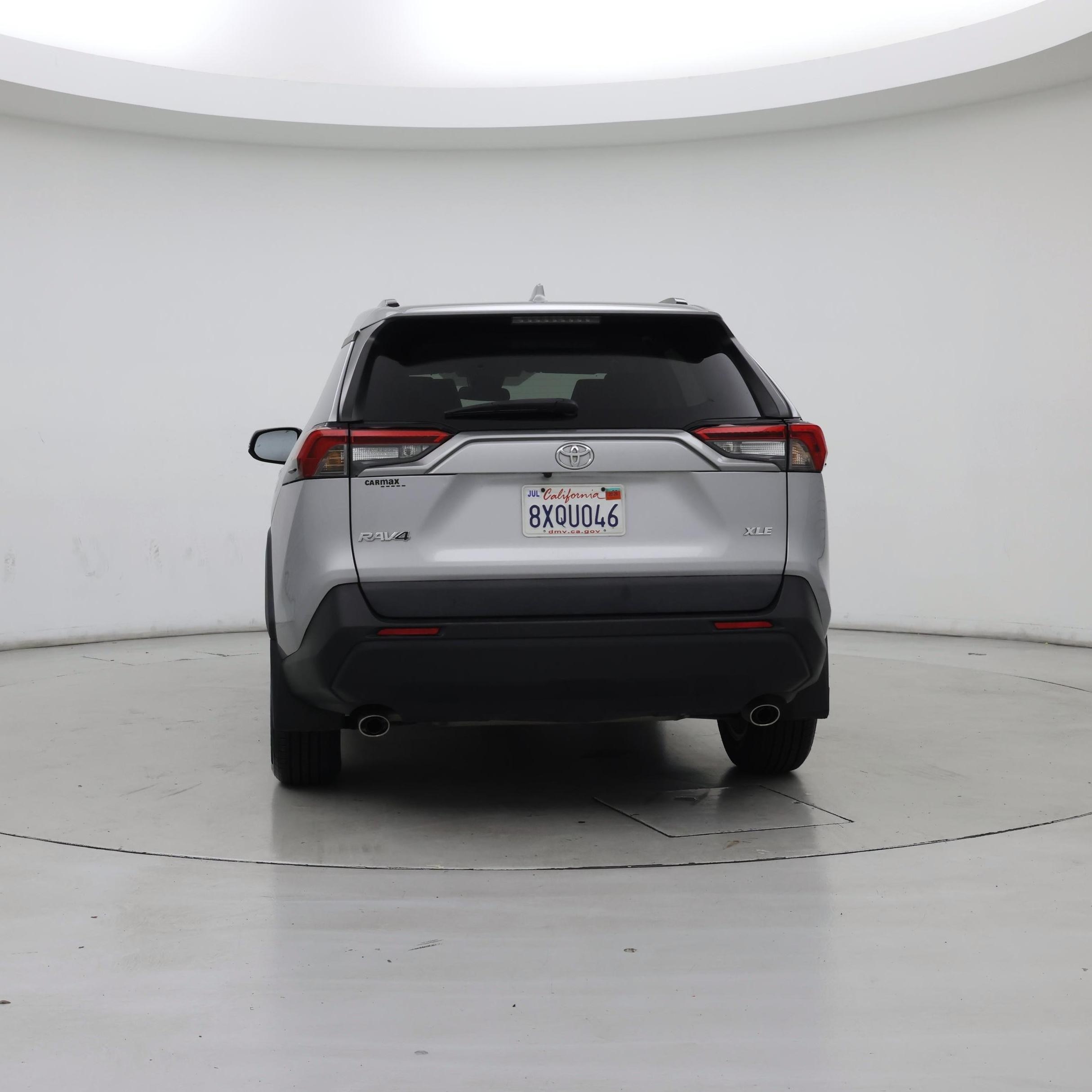 Thumbnail: 2021 Toyota RAV4 - 6