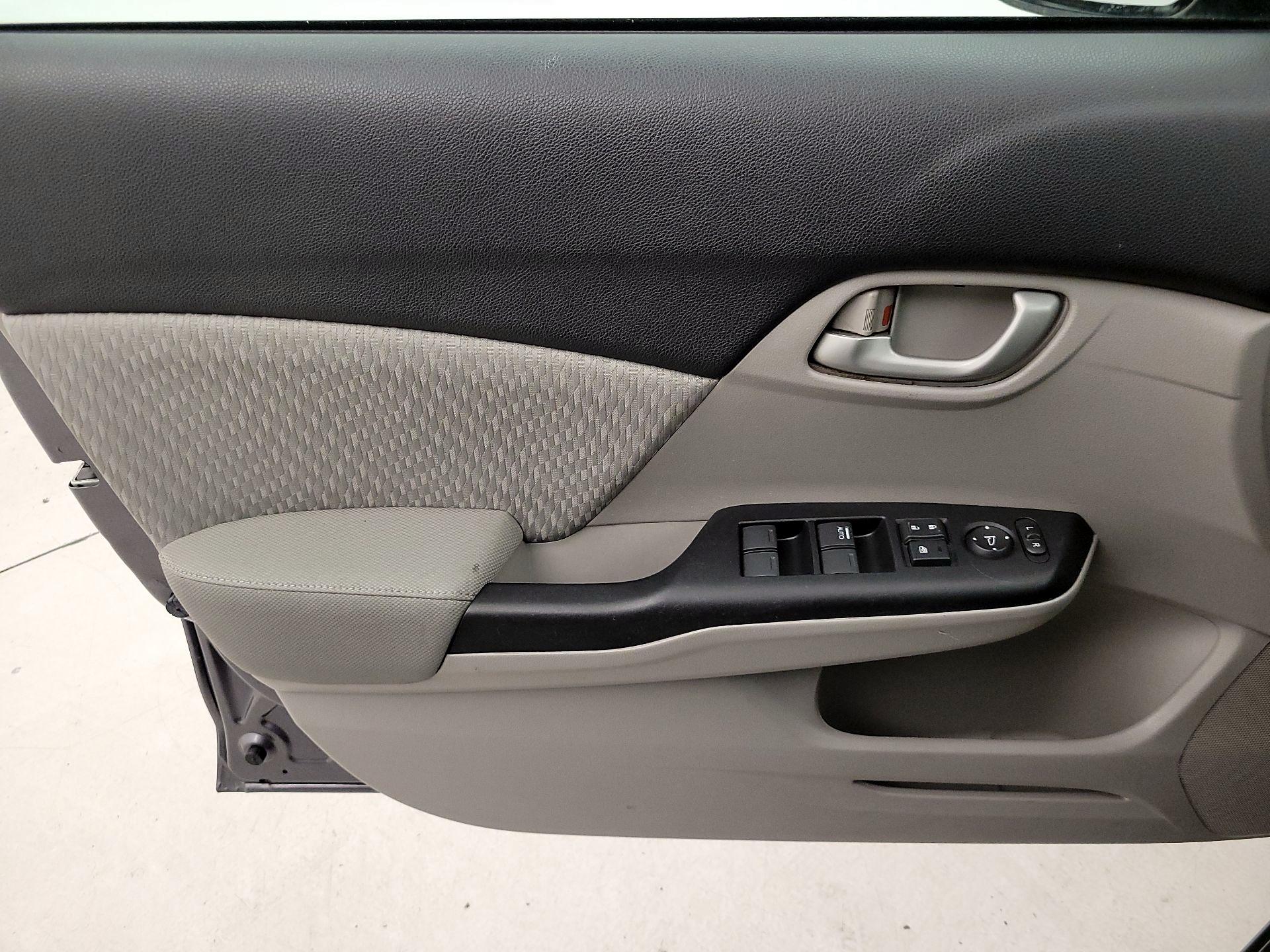 Thumbnail: 2014 Honda Civic - 12