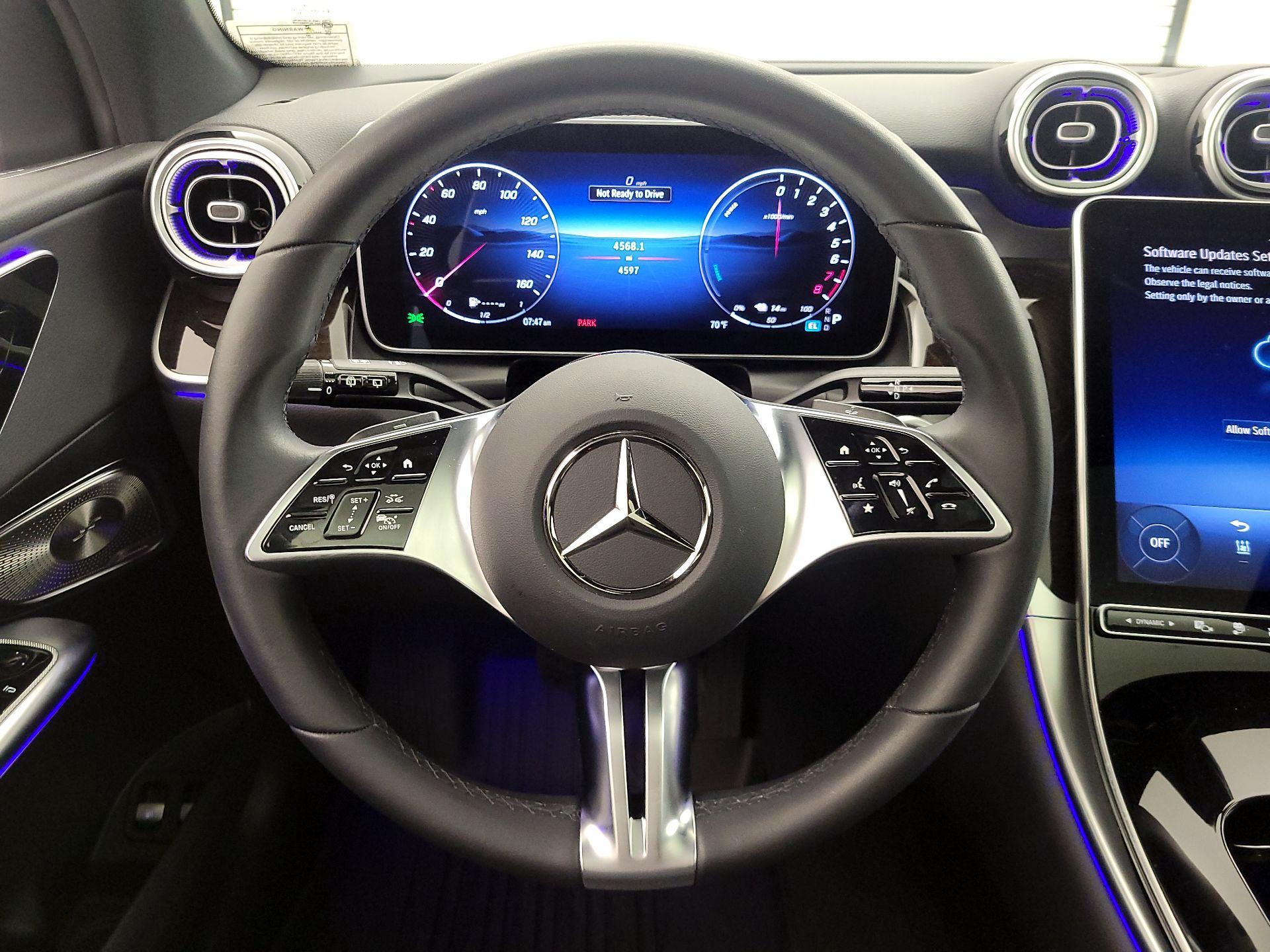 Thumbnail: 2025 Mercedes-Benz GLC - 10