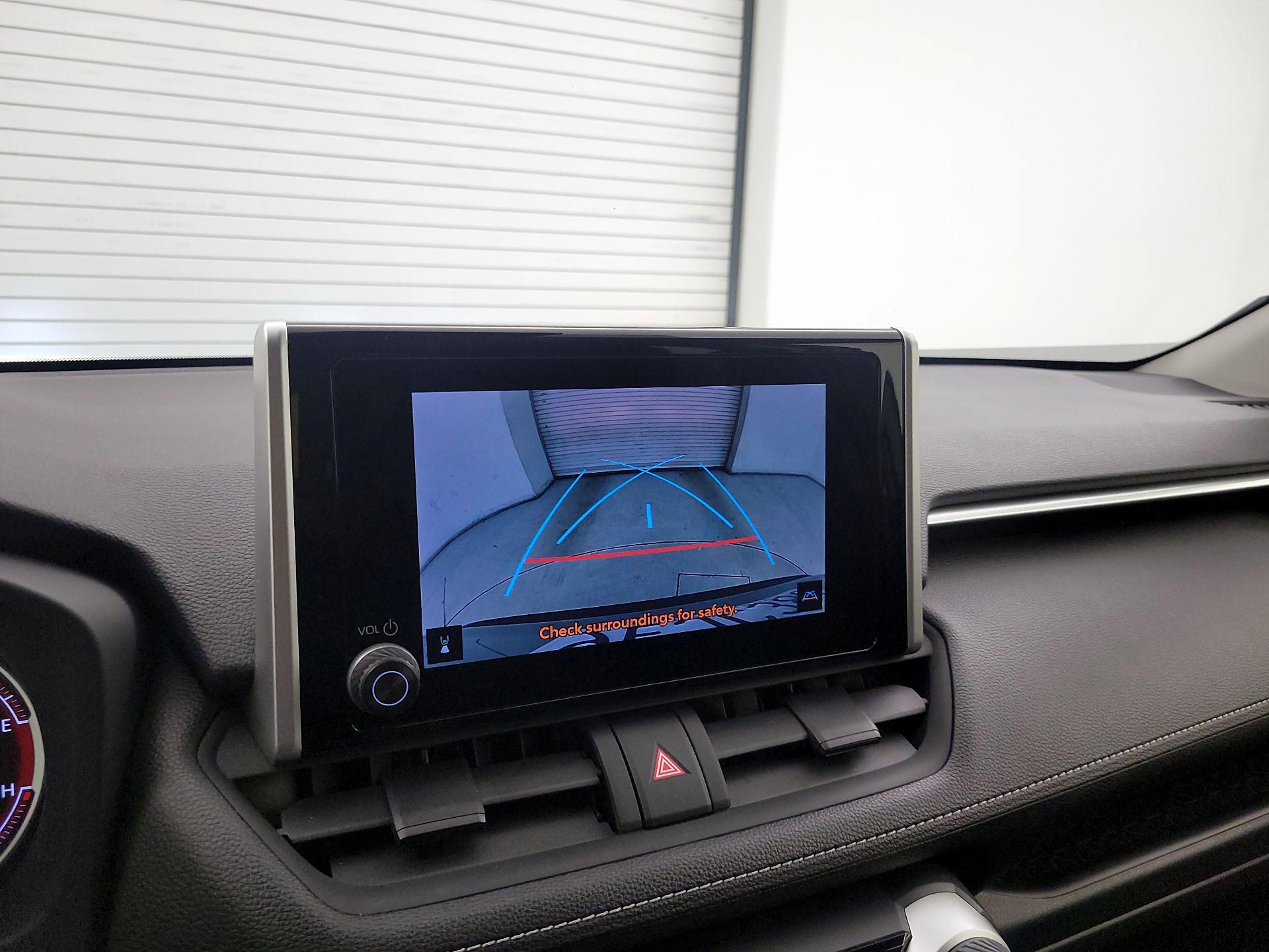 Thumbnail: 2023 Toyota RAV4 - 14