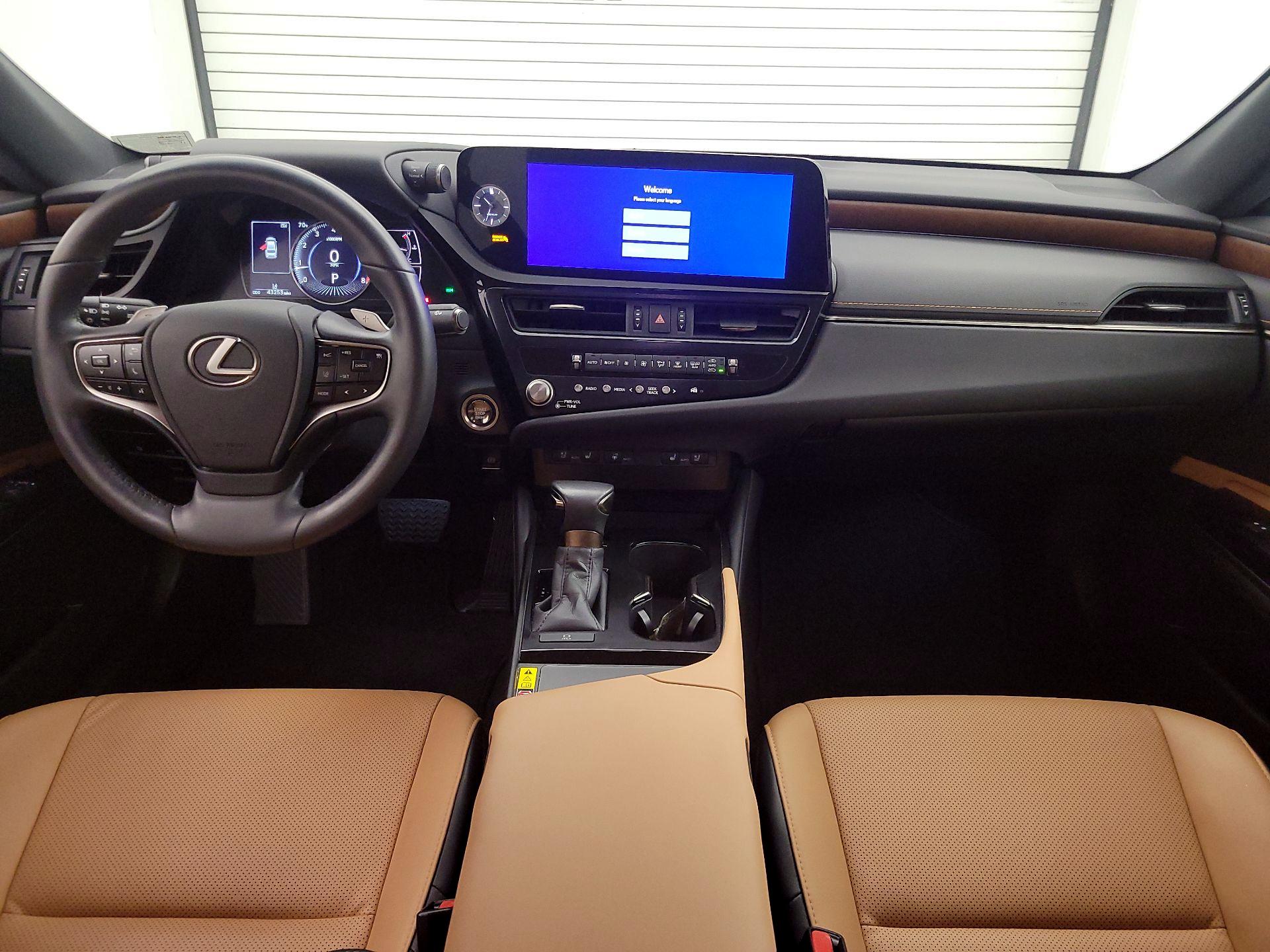 Thumbnail: 2023 Lexus ES - 9