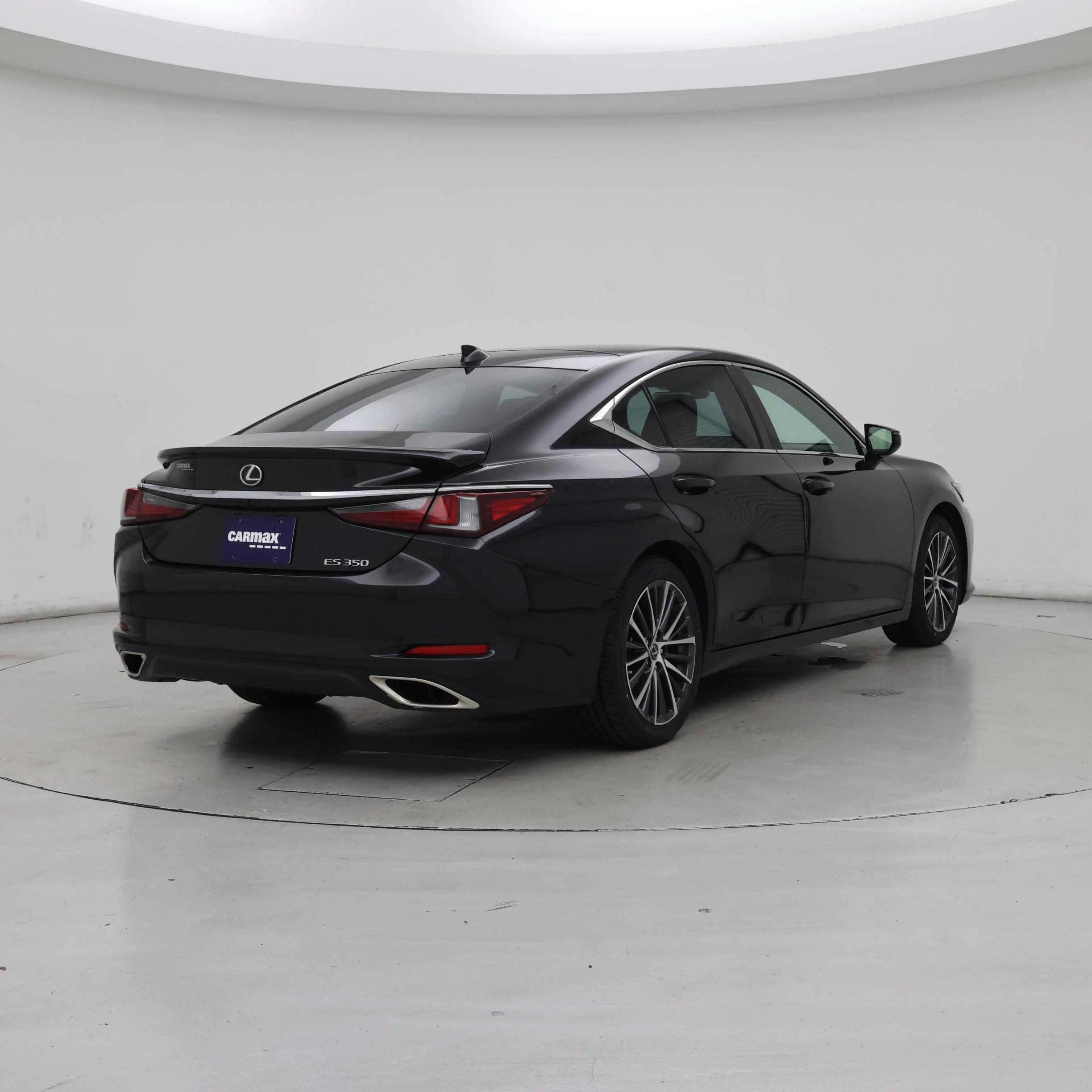 Thumbnail: 2023 Lexus ES - 8