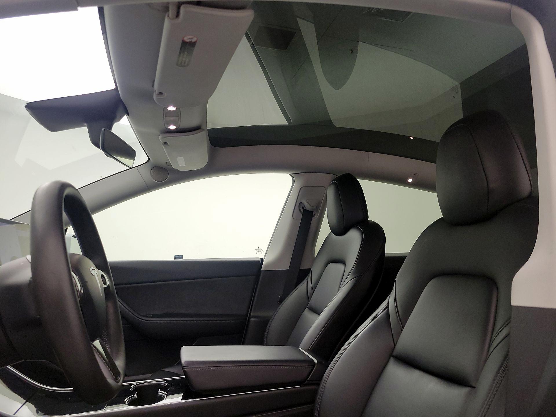 Thumbnail: 2021 Tesla Model Y - 18