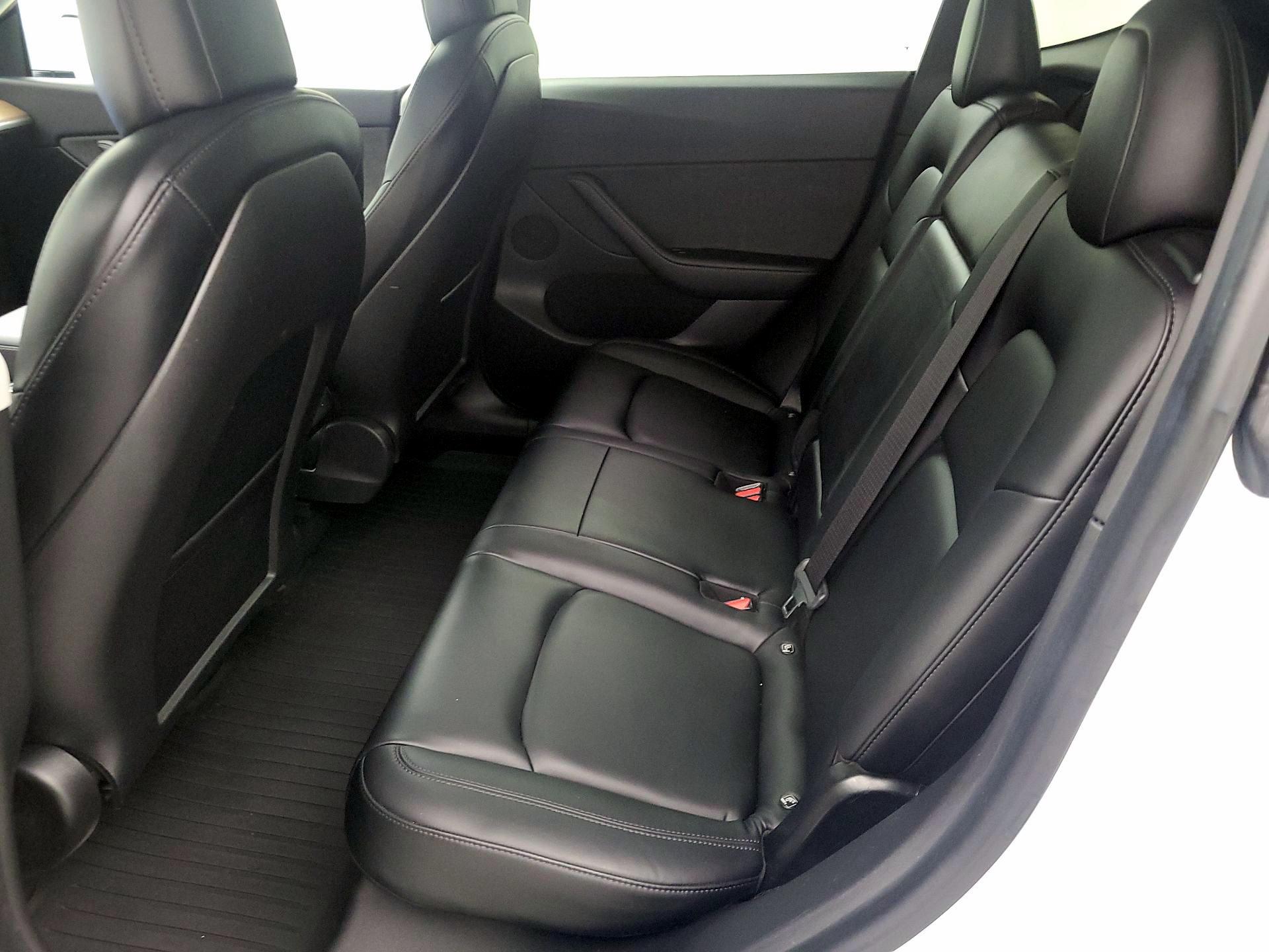 Thumbnail: 2021 Tesla Model Y - 19