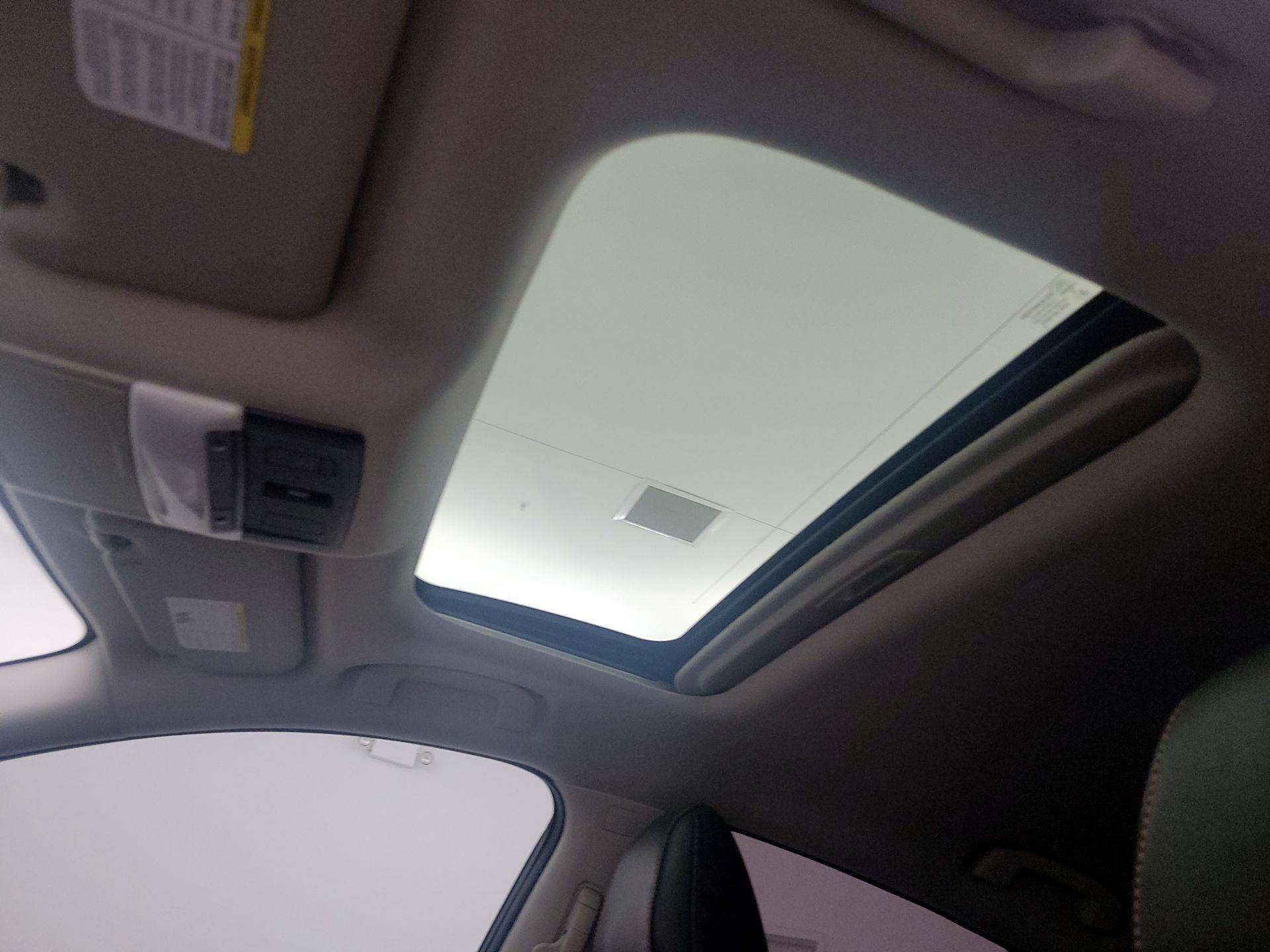 Thumbnail: 2022 Nissan Sentra - 19