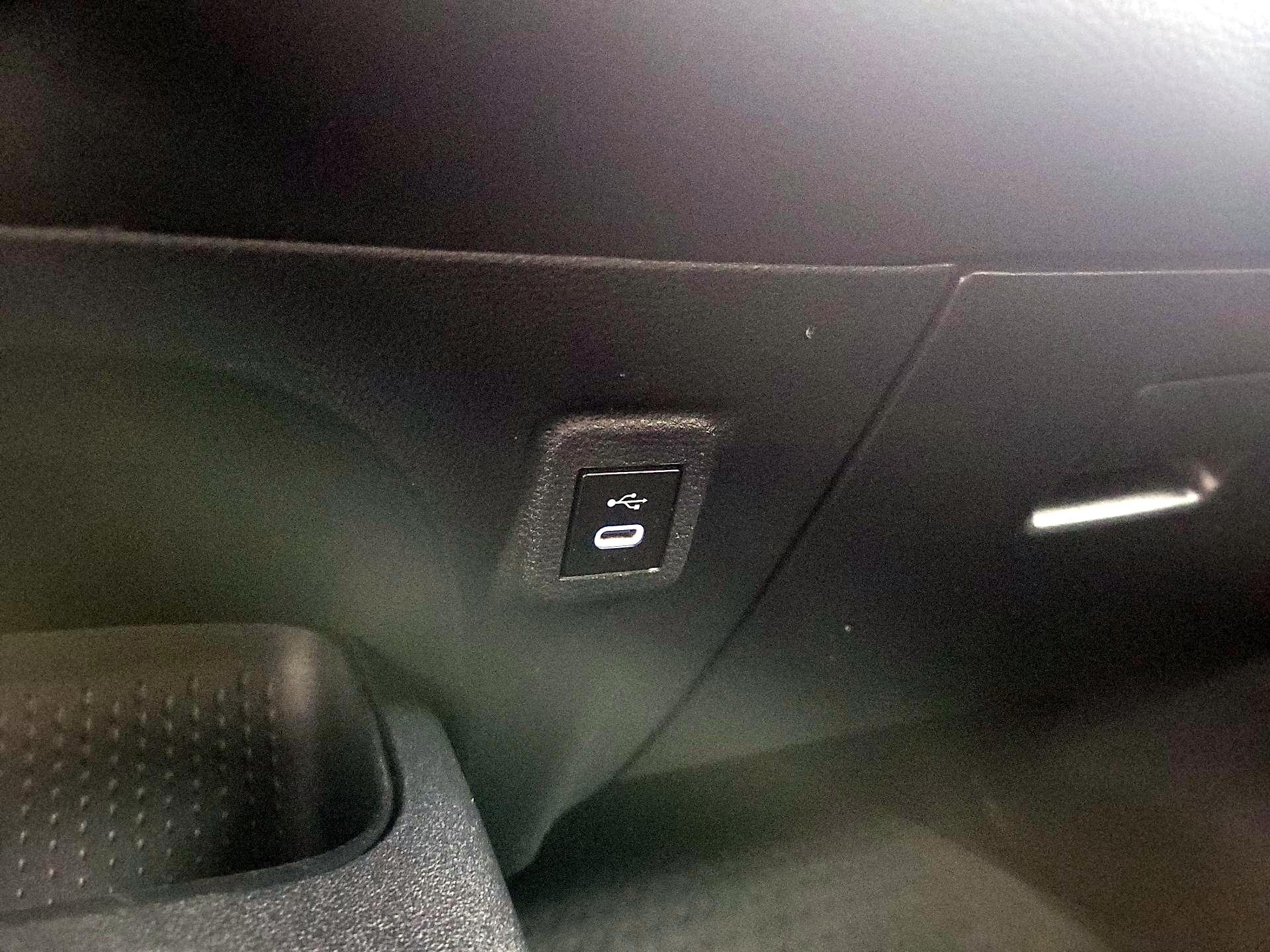 Thumbnail: 2024 Toyota Corolla - 17