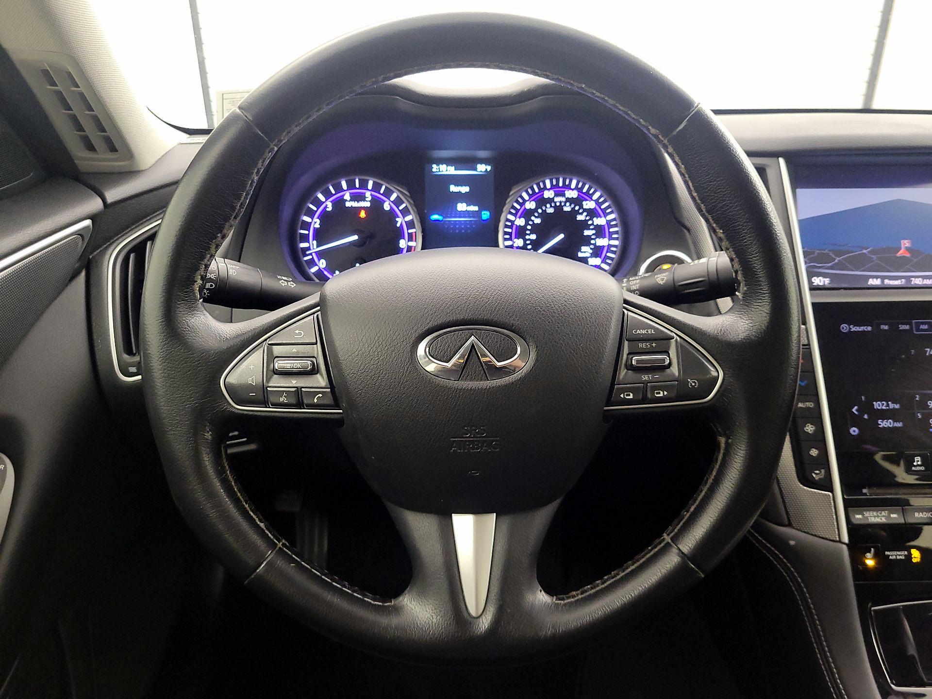 Thumbnail: 2015 INFINITI Q50 - 10