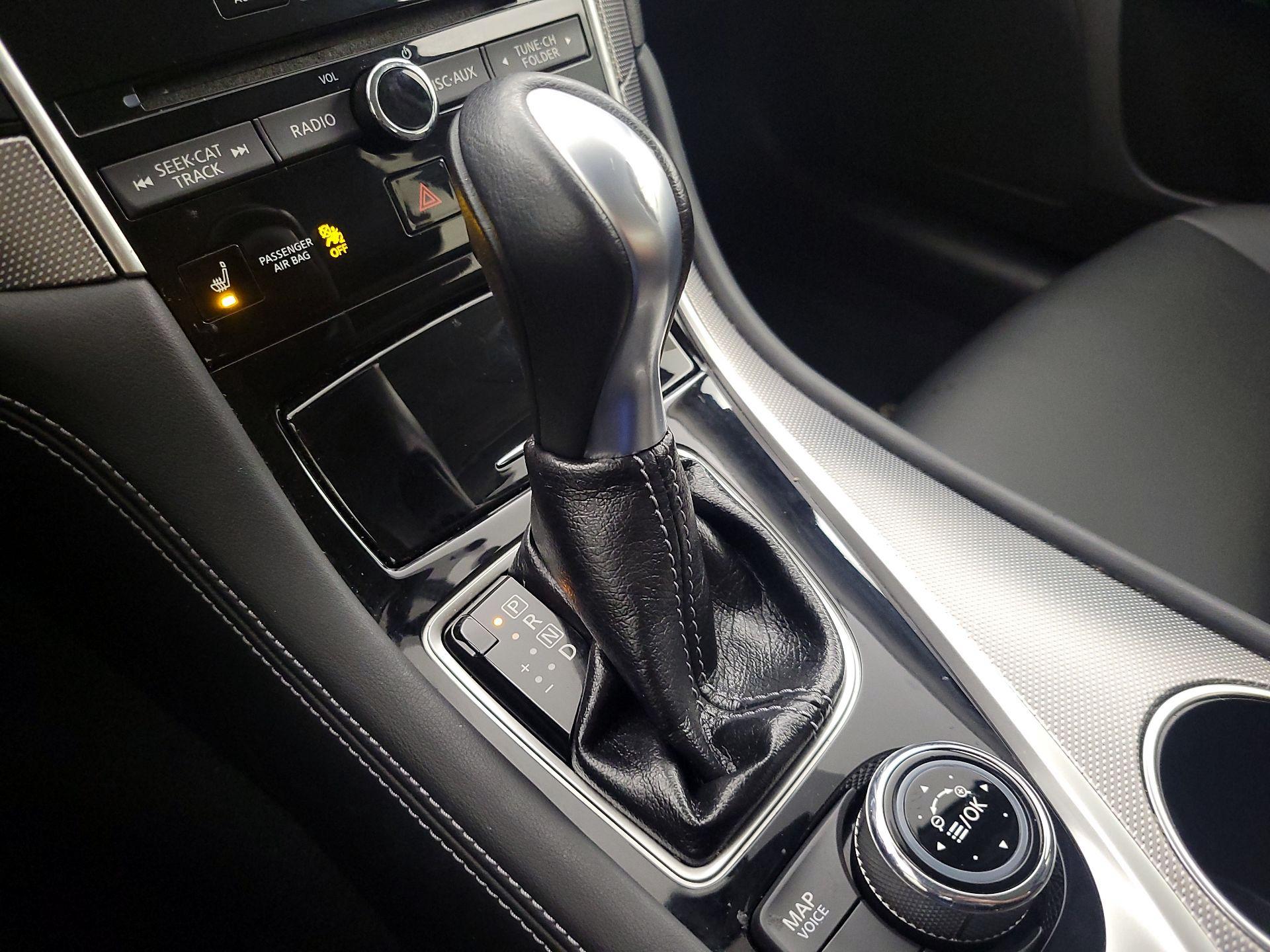 Thumbnail: 2015 INFINITI Q50 - 18