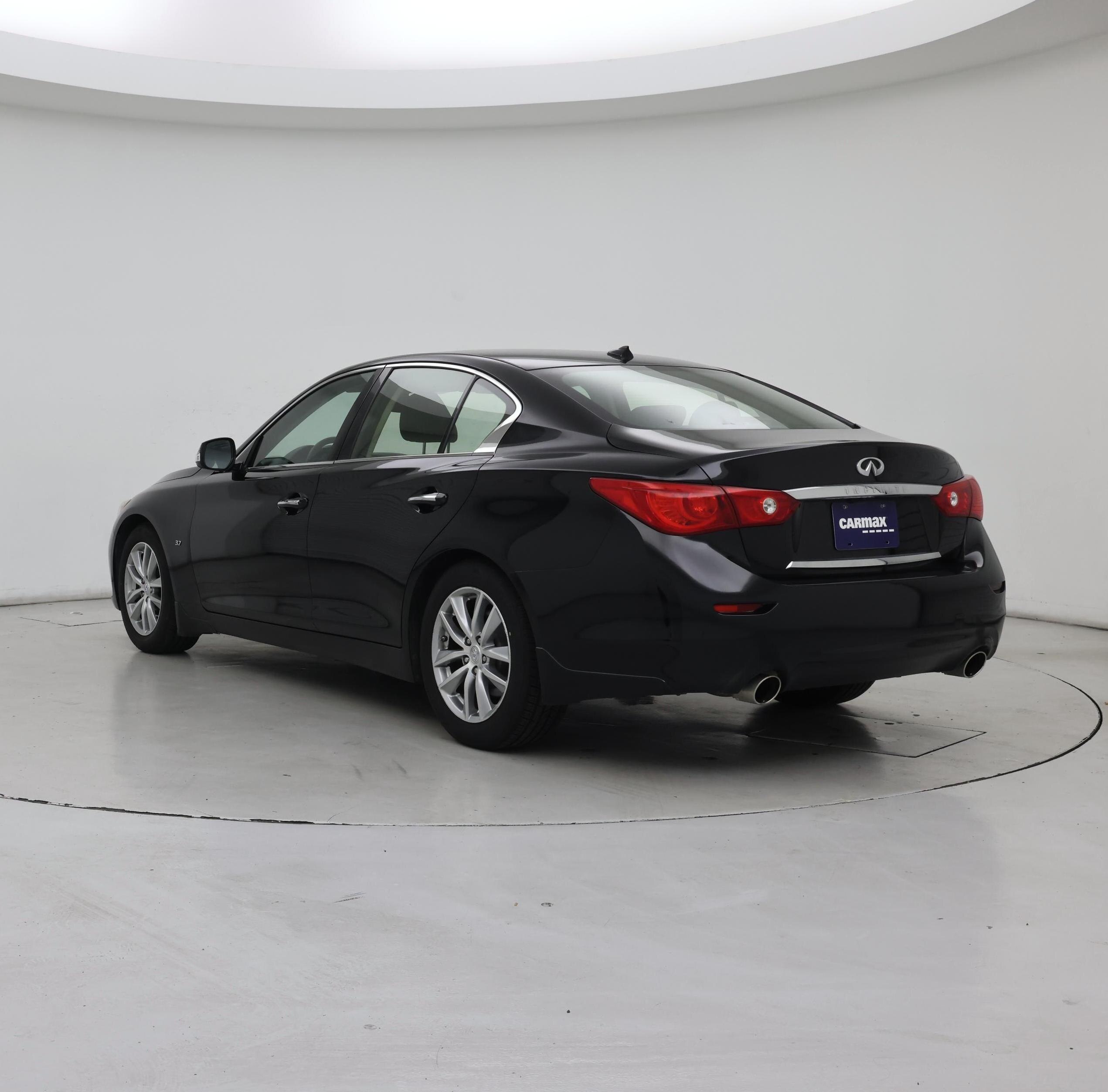 Thumbnail: 2015 INFINITI Q50 - 2