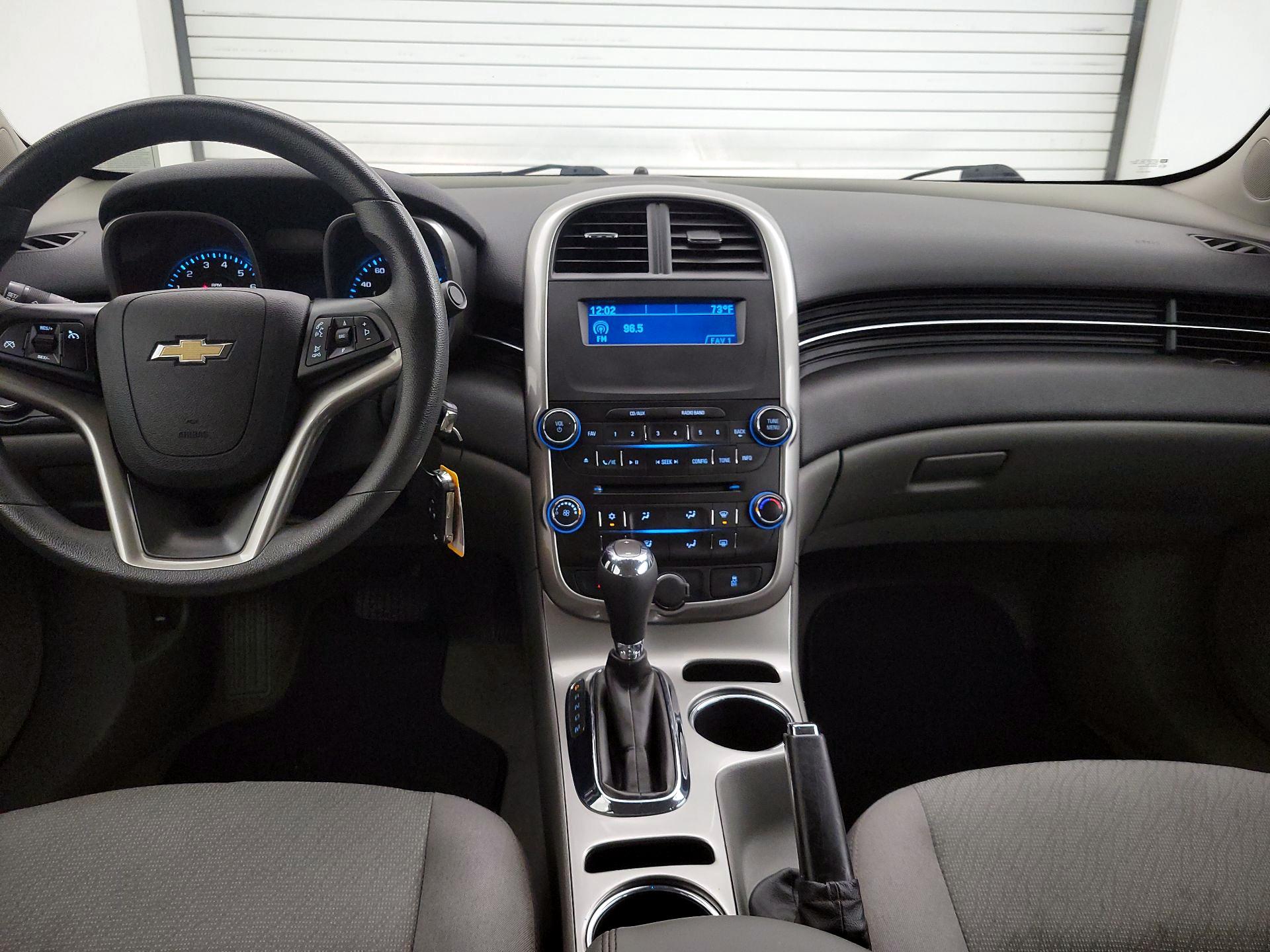 Thumbnail: 2015 Chevrolet Malibu - 9