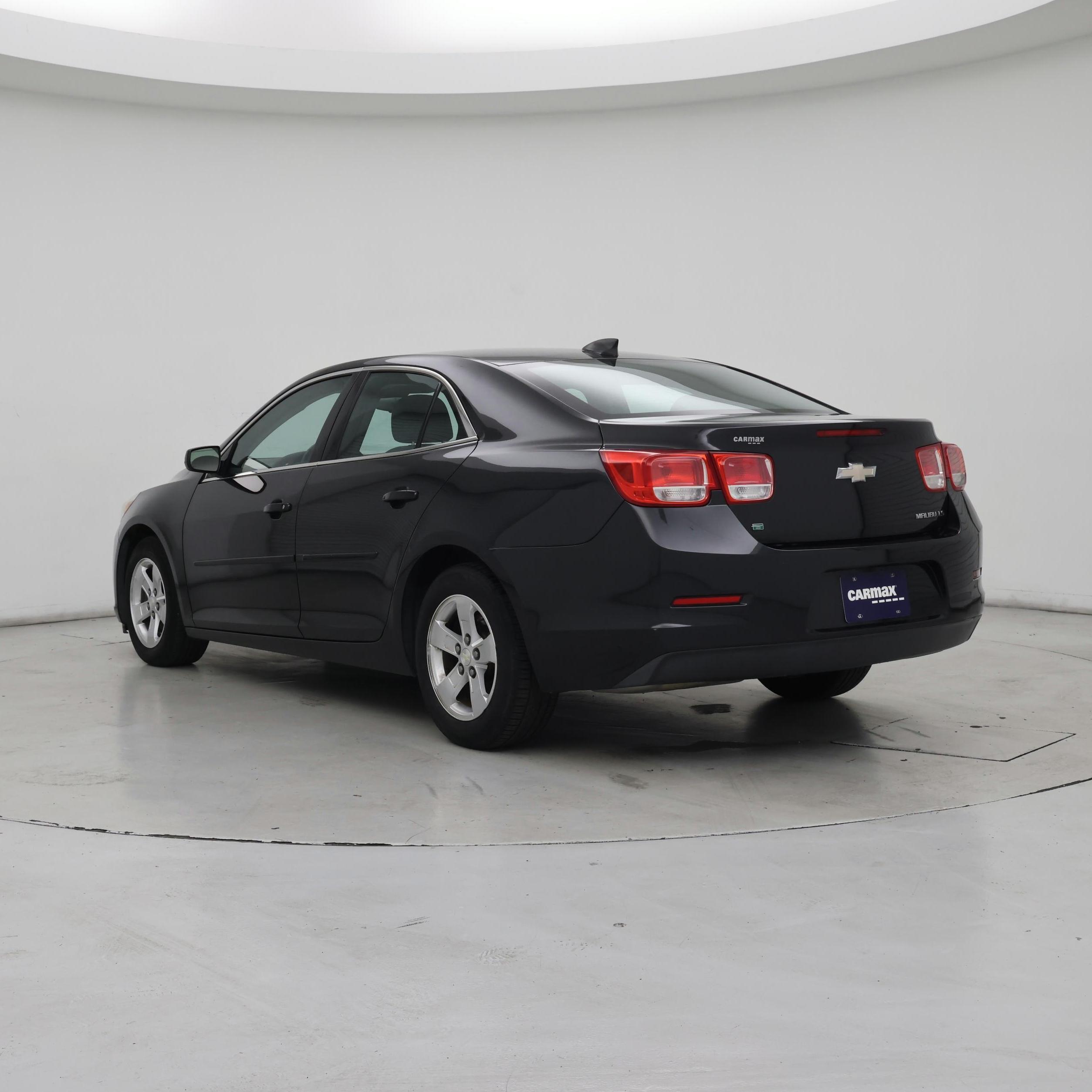 Thumbnail: 2015 Chevrolet Malibu - 2