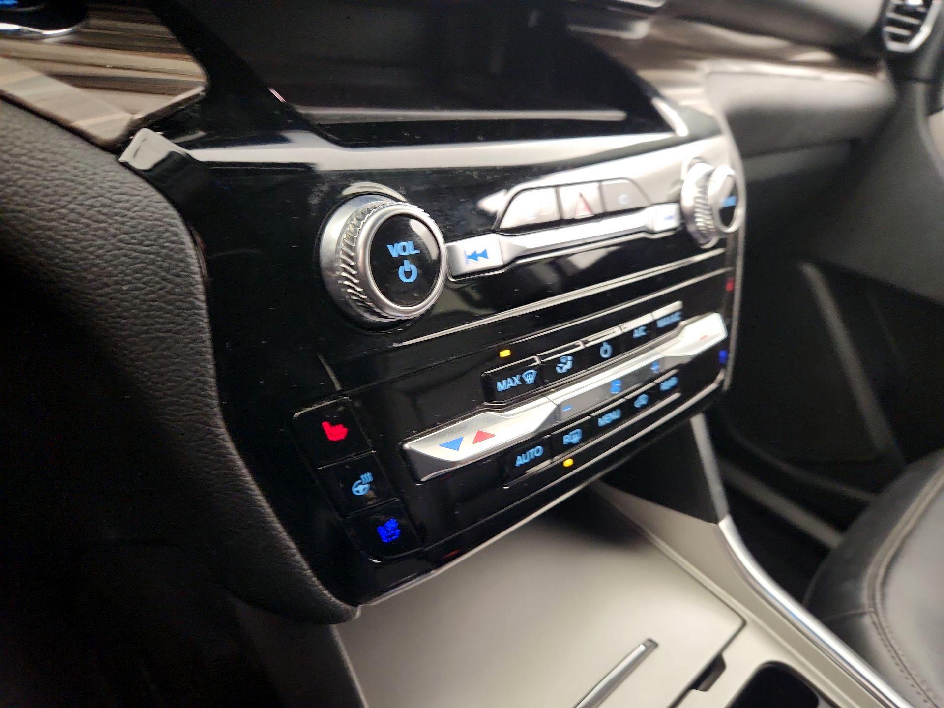 Thumbnail: 2023 Ford Explorer - 17