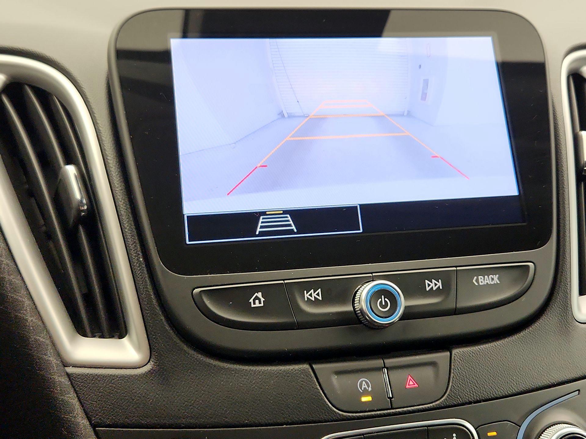 Thumbnail: 2023 Chevrolet Malibu - 14