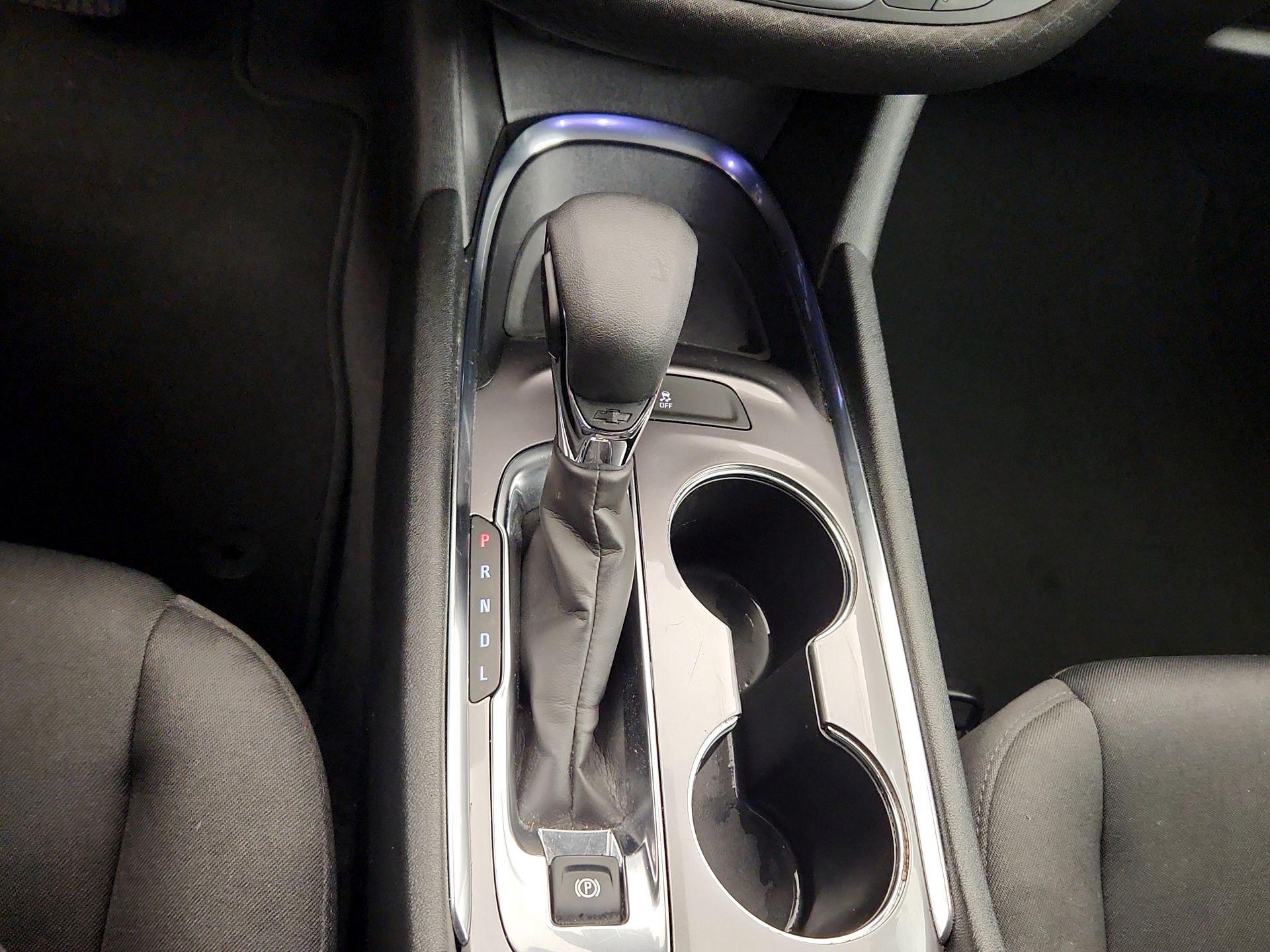 Thumbnail: 2023 Chevrolet Malibu - 17