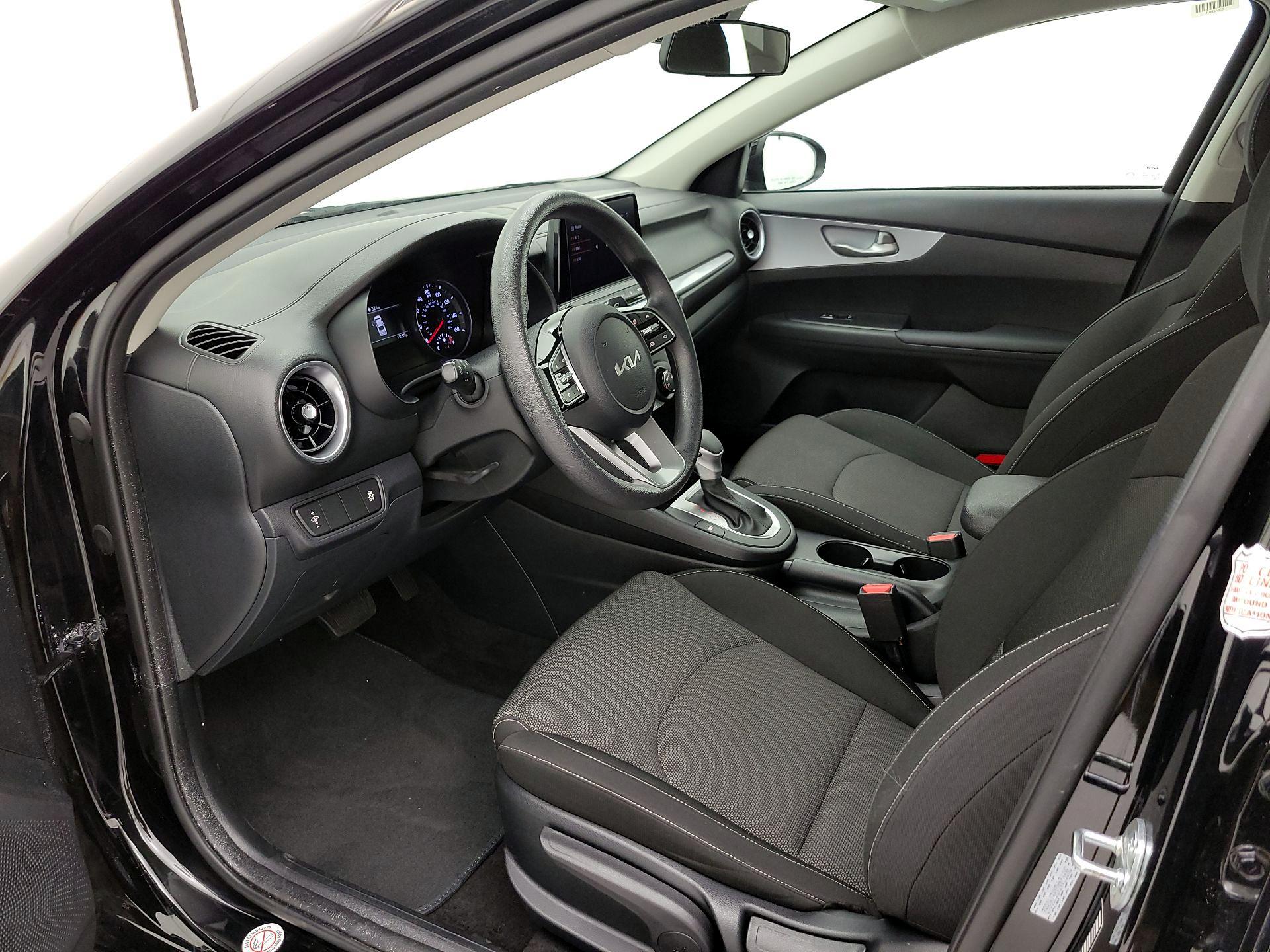 Thumbnail: 2024 Kia Forte - 11