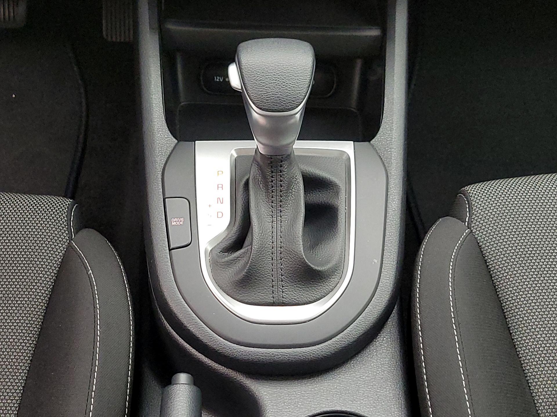 Thumbnail: 2024 Kia Forte - 17