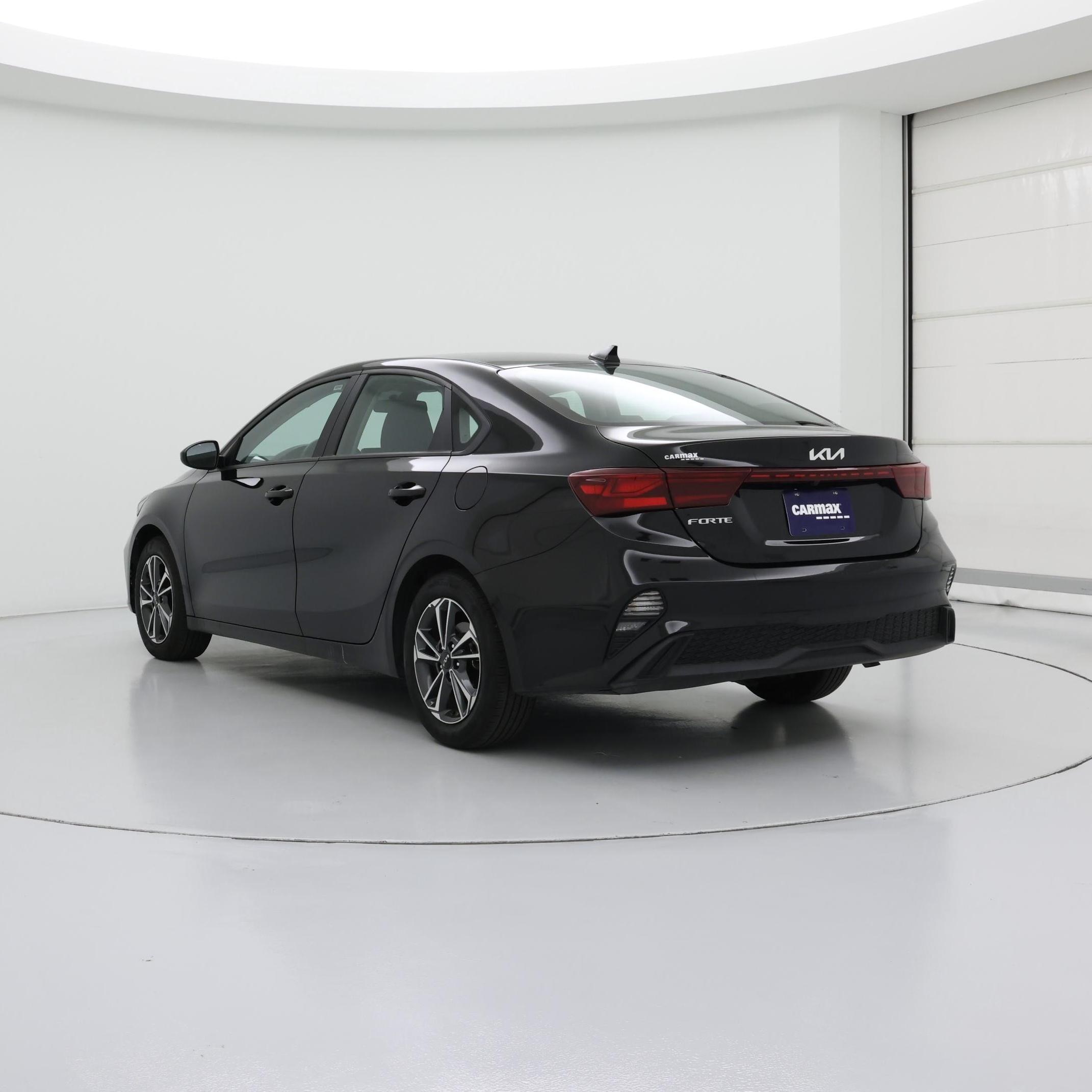 Thumbnail: 2024 Kia Forte - 2