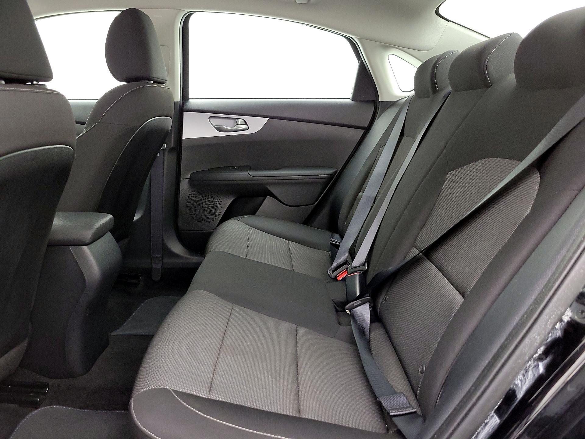 Thumbnail: 2024 Kia Forte - 19