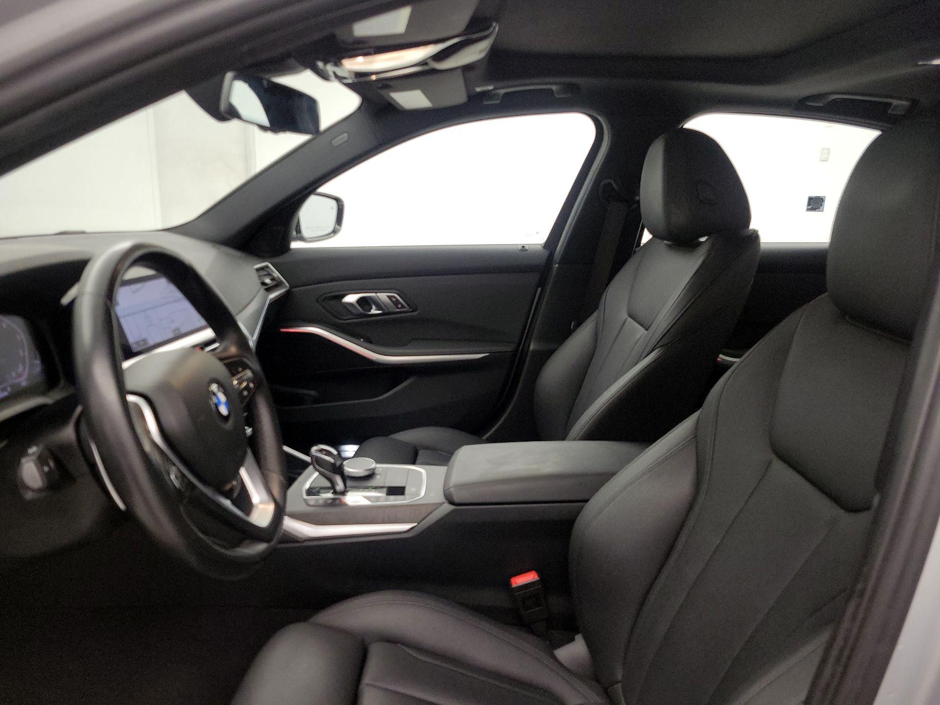 Thumbnail: 2020 BMW 3 Series - 11