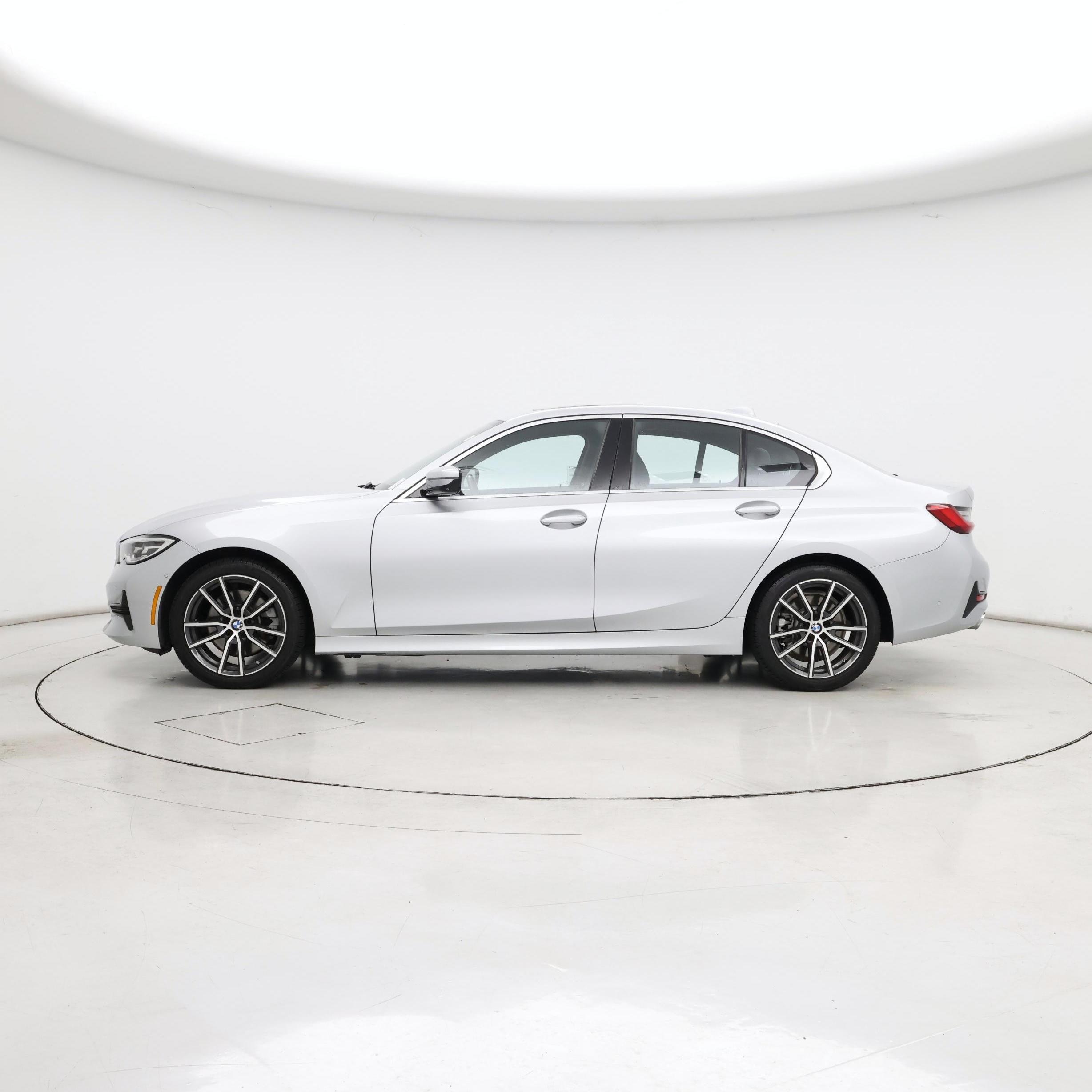 Thumbnail: 2020 BMW 3 Series - 3