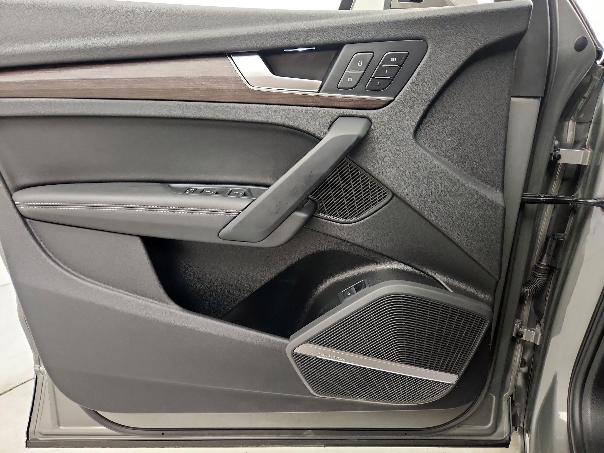 Thumbnail: 2023 Audi Q5 - 12