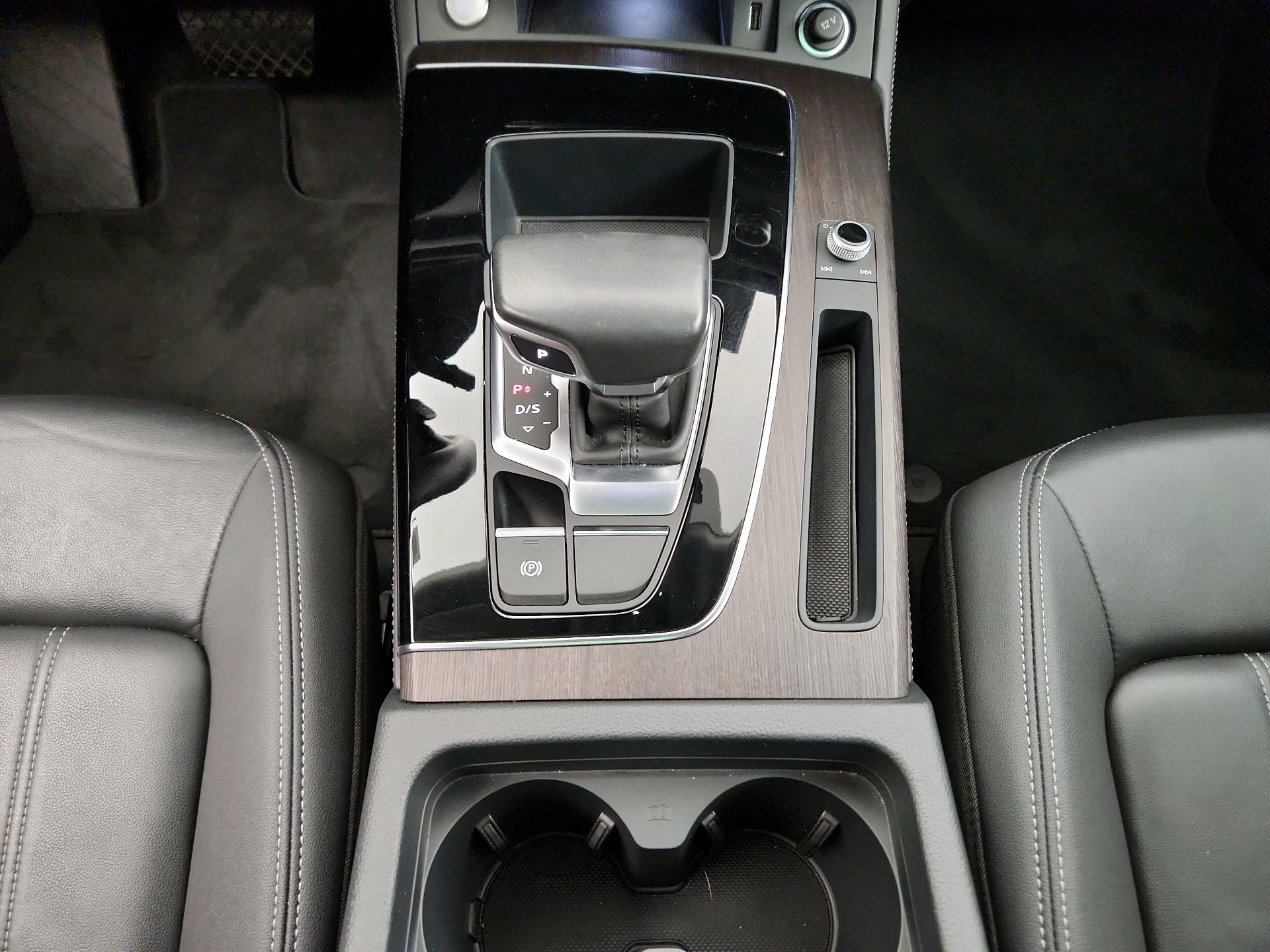 Thumbnail: 2023 Audi Q5 - 18