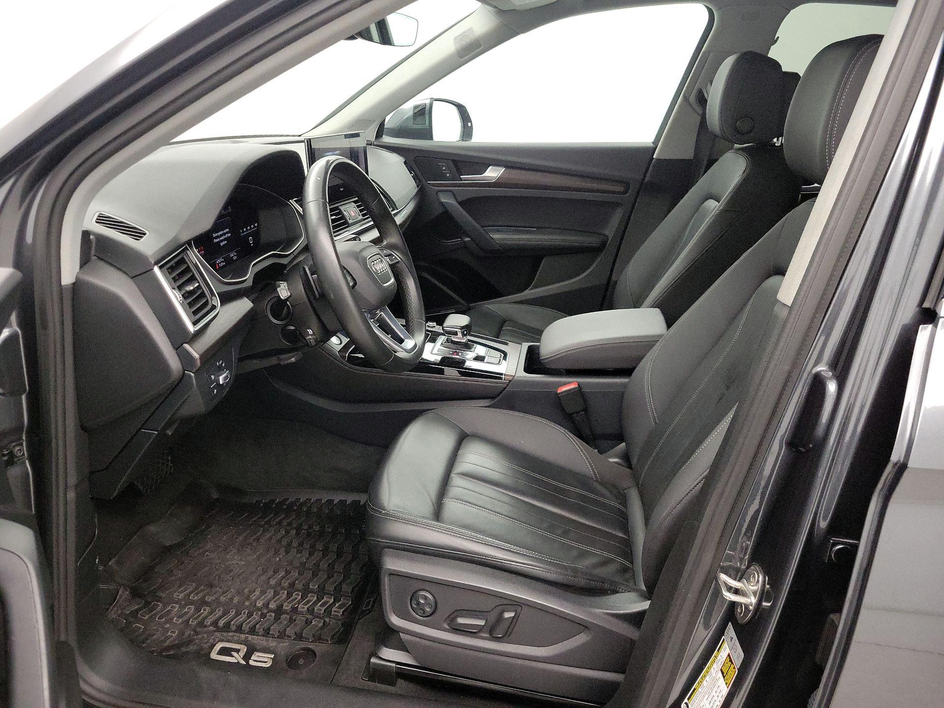 Thumbnail: 2022 Audi Q5 - 11