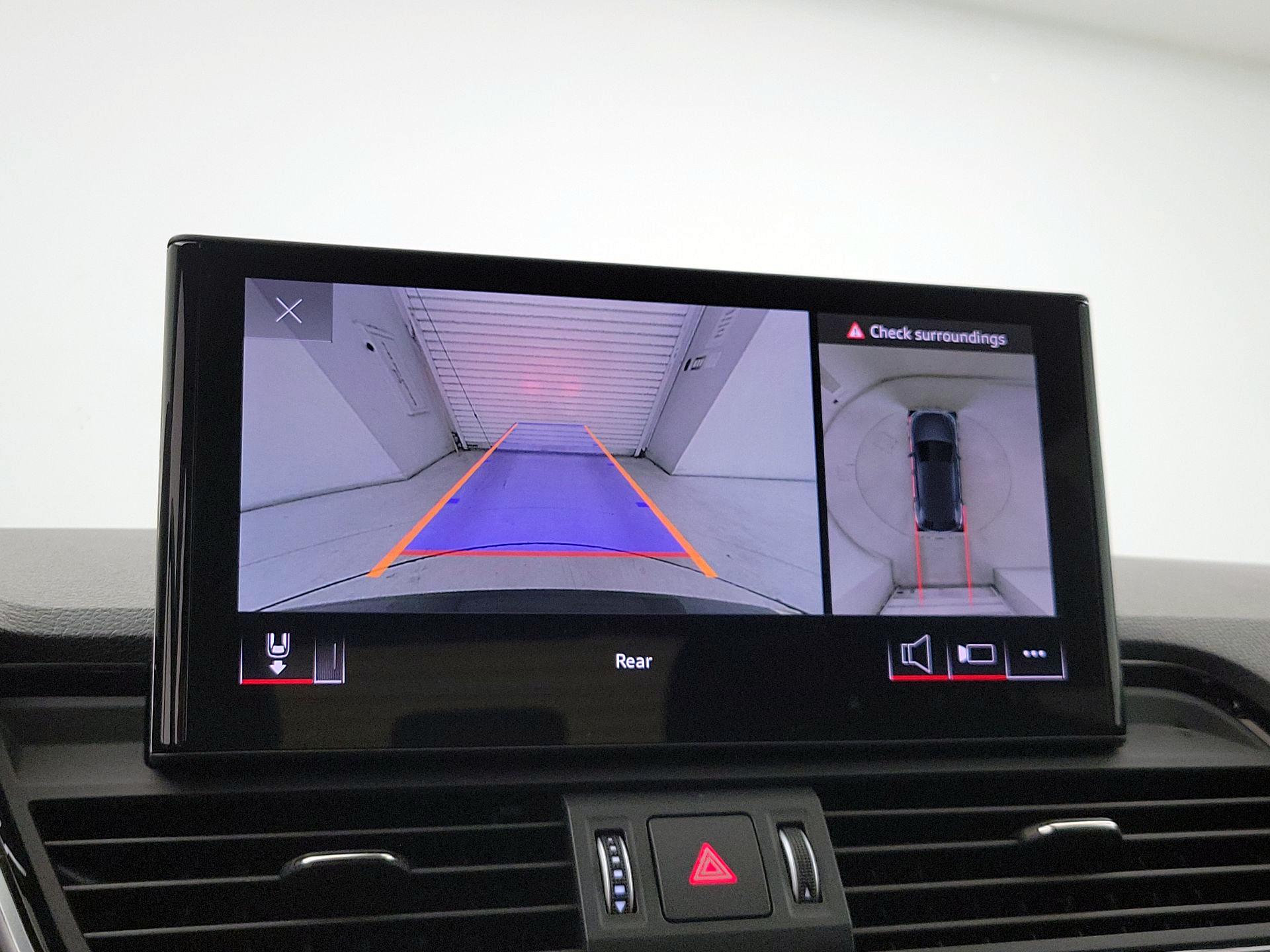 Thumbnail: 2022 Audi Q5 - 14