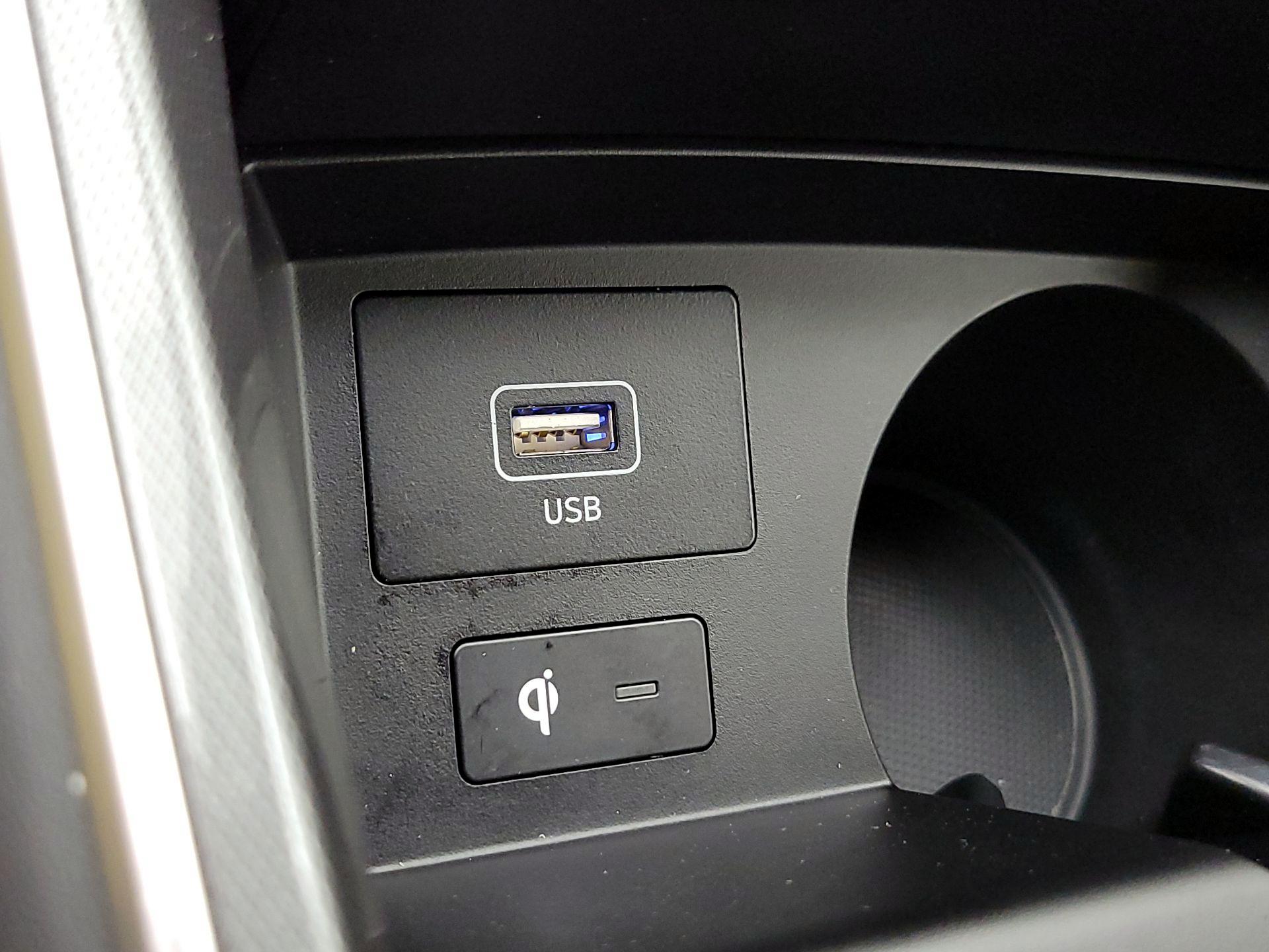 Thumbnail: 2023 Hyundai Santa Fe - 19