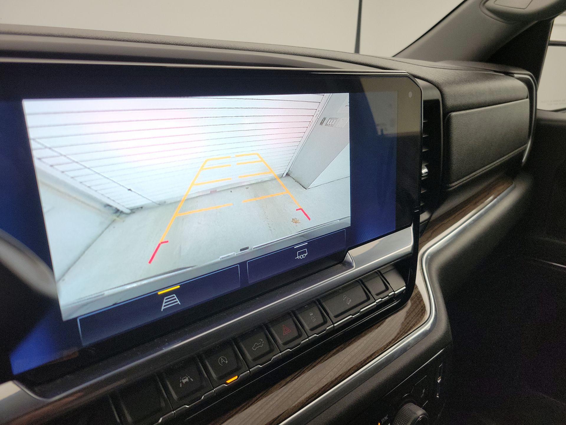 Thumbnail: 2022 Chevrolet Silverado 1500 - 14