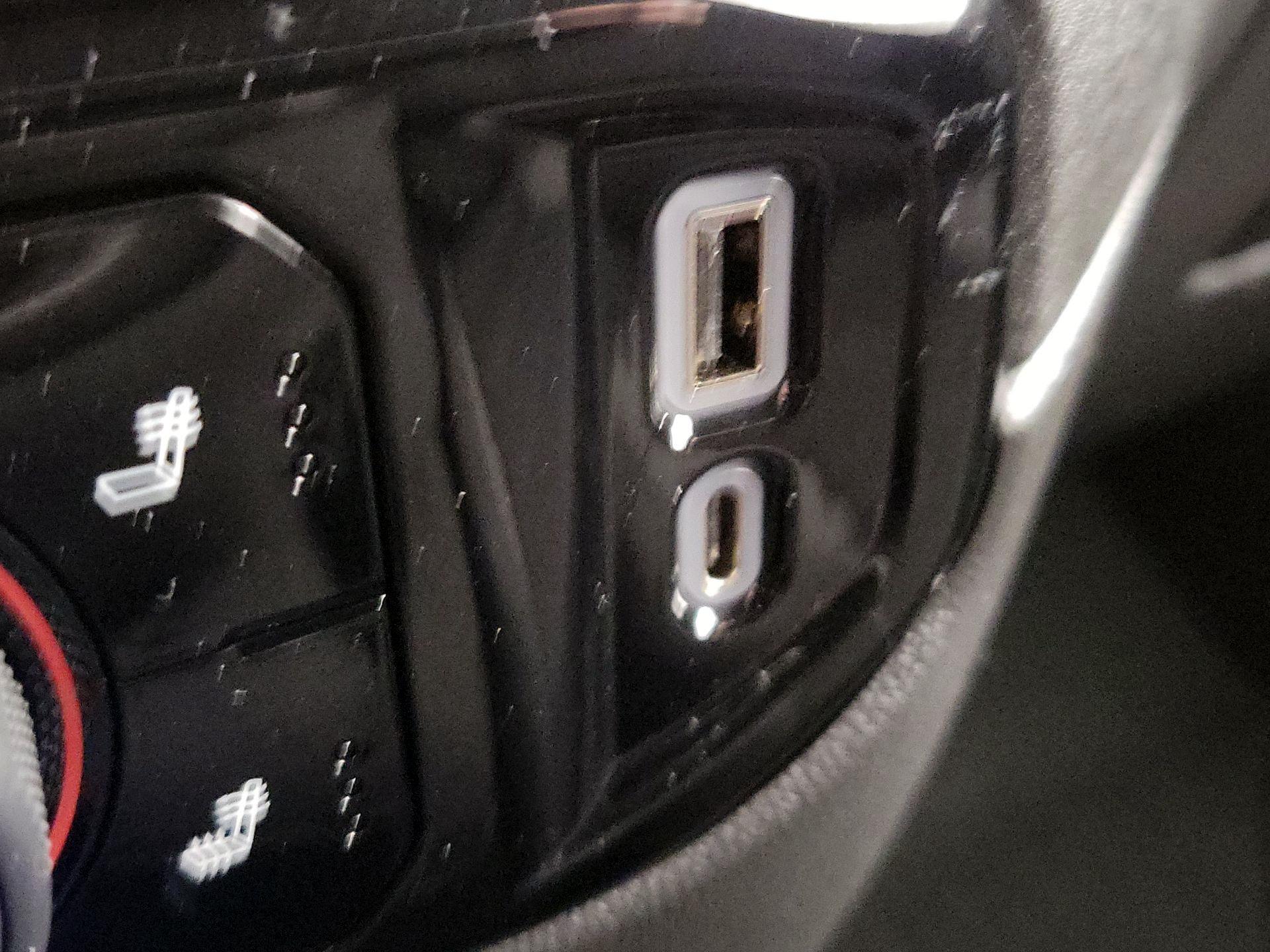 Thumbnail: 2022 Chevrolet Silverado 1500 - 18