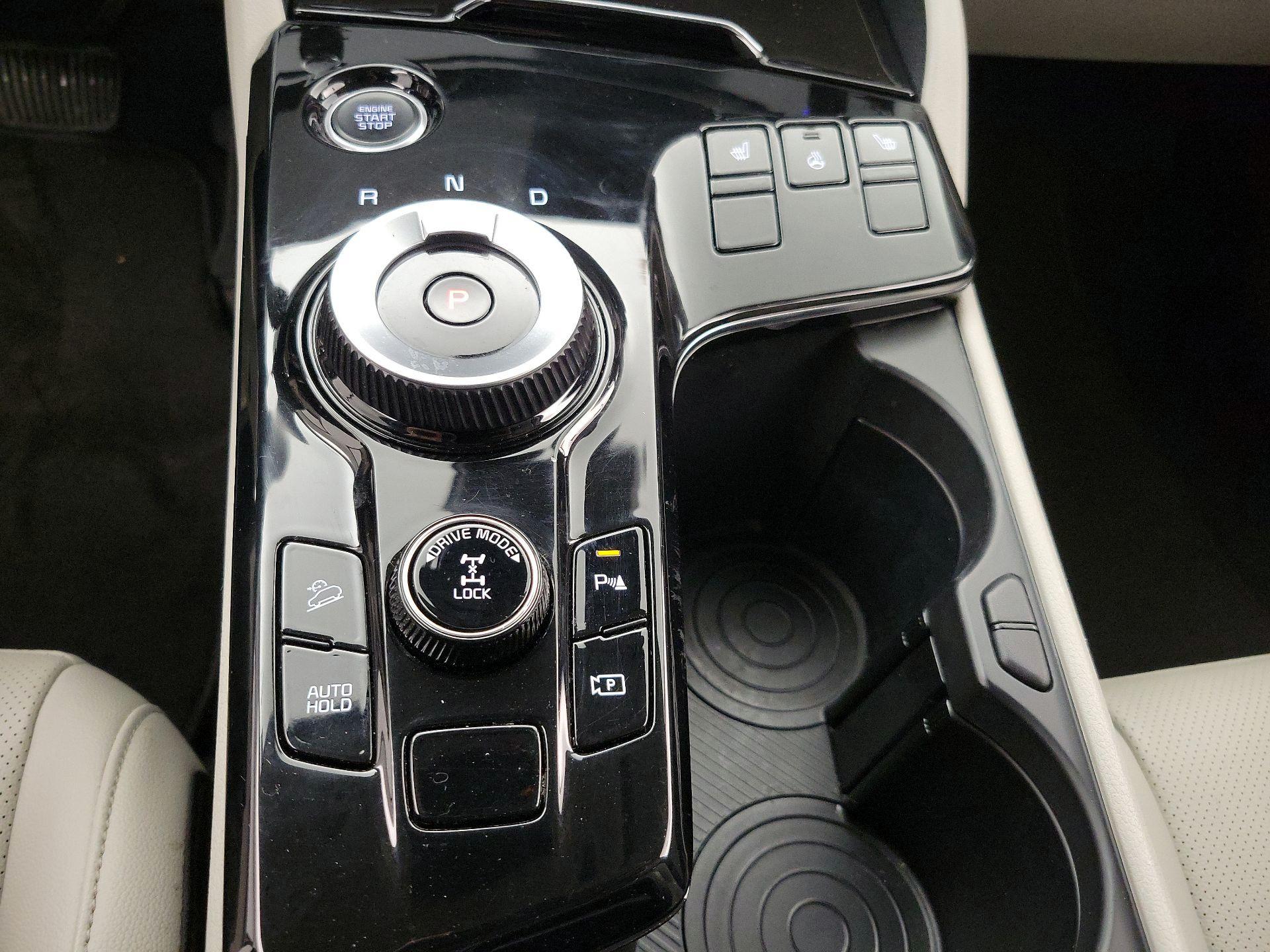 Thumbnail: 2023 Kia Sportage - 18