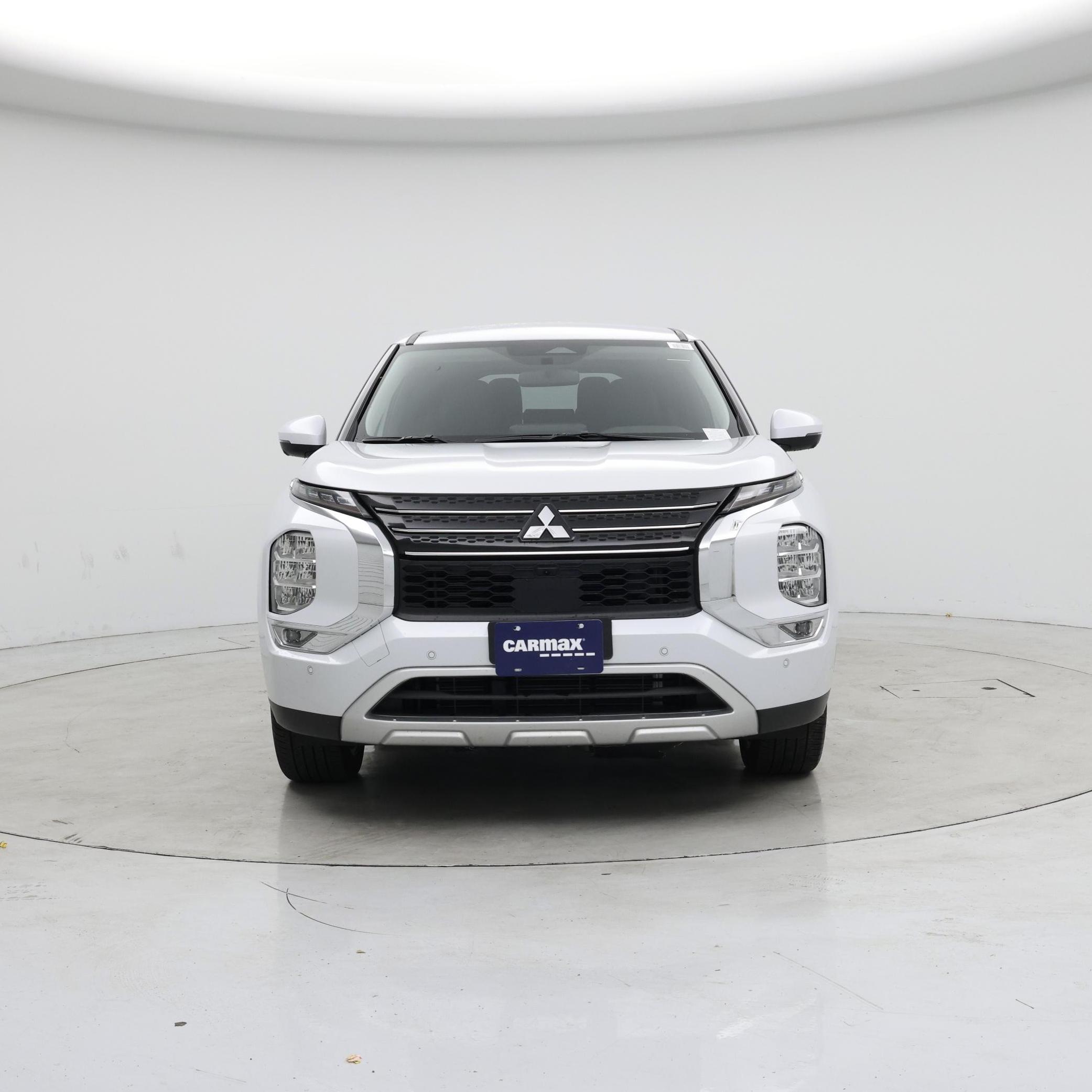 Thumbnail: 2024 Mitsubishi Outlander - 5