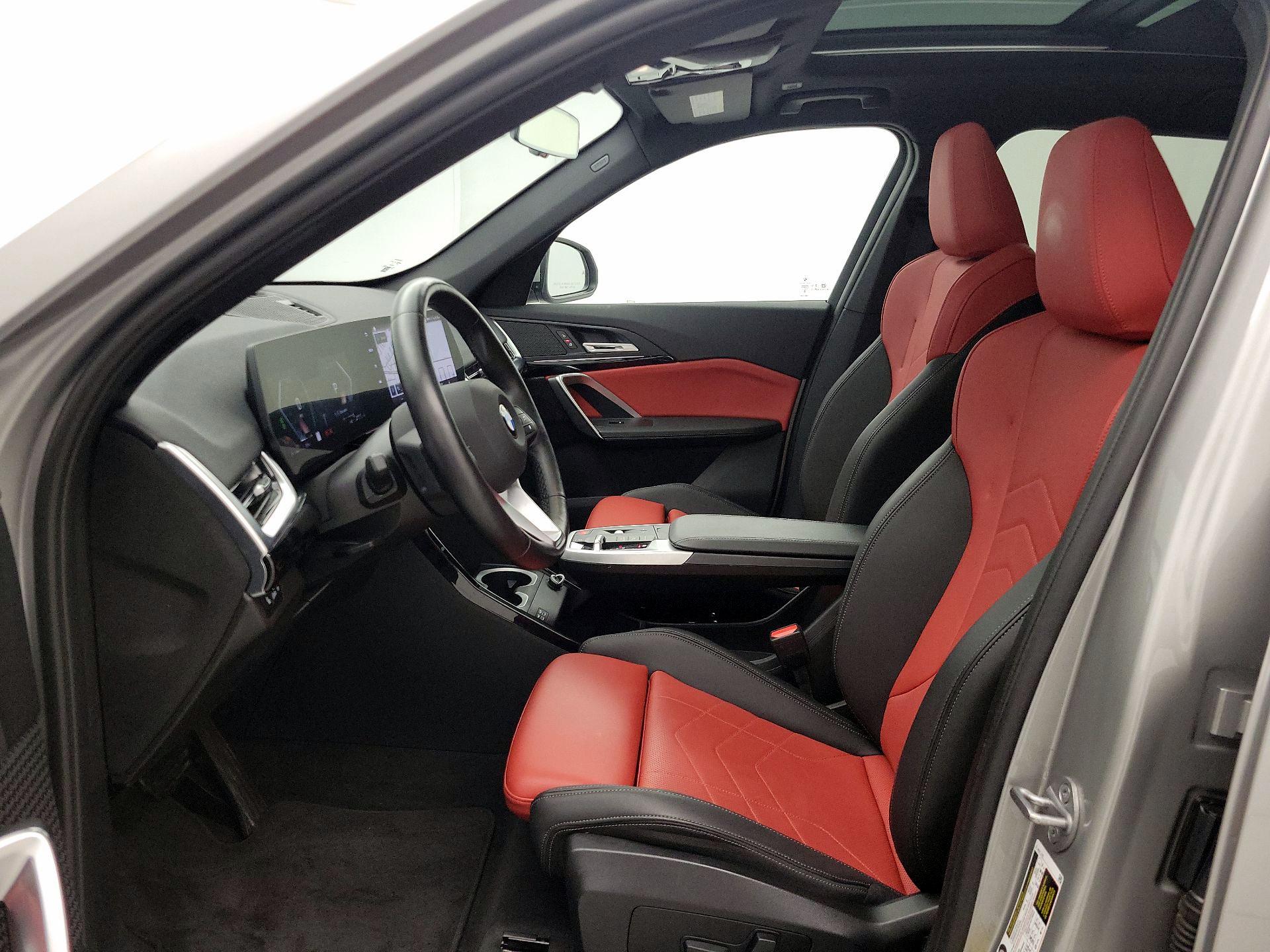 Thumbnail: 2023 BMW X1 - 11