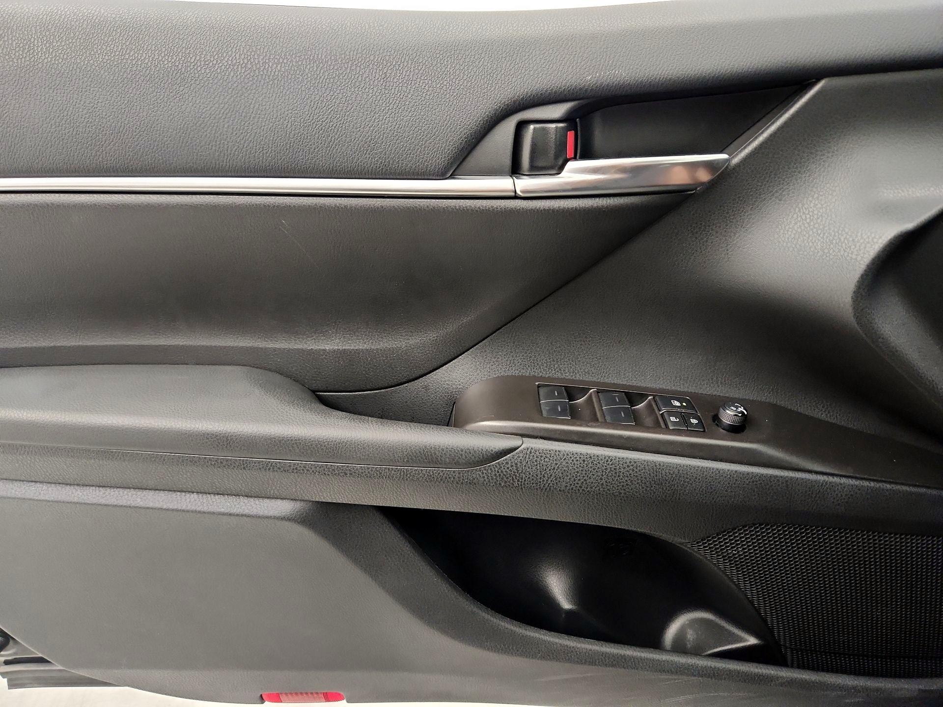 Thumbnail: 2024 Toyota Camry - 12