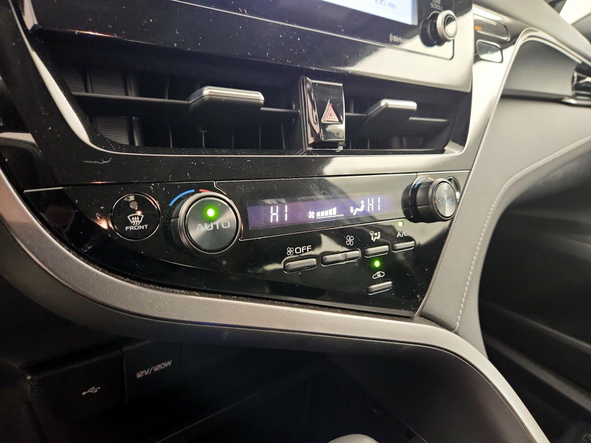 Thumbnail: 2024 Toyota Camry - 16