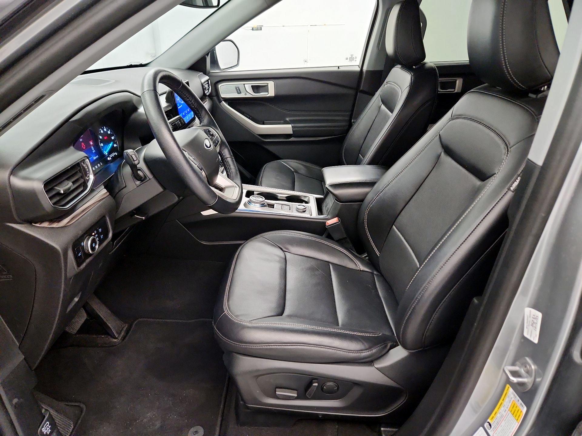 Thumbnail: 2023 Ford Explorer - 11