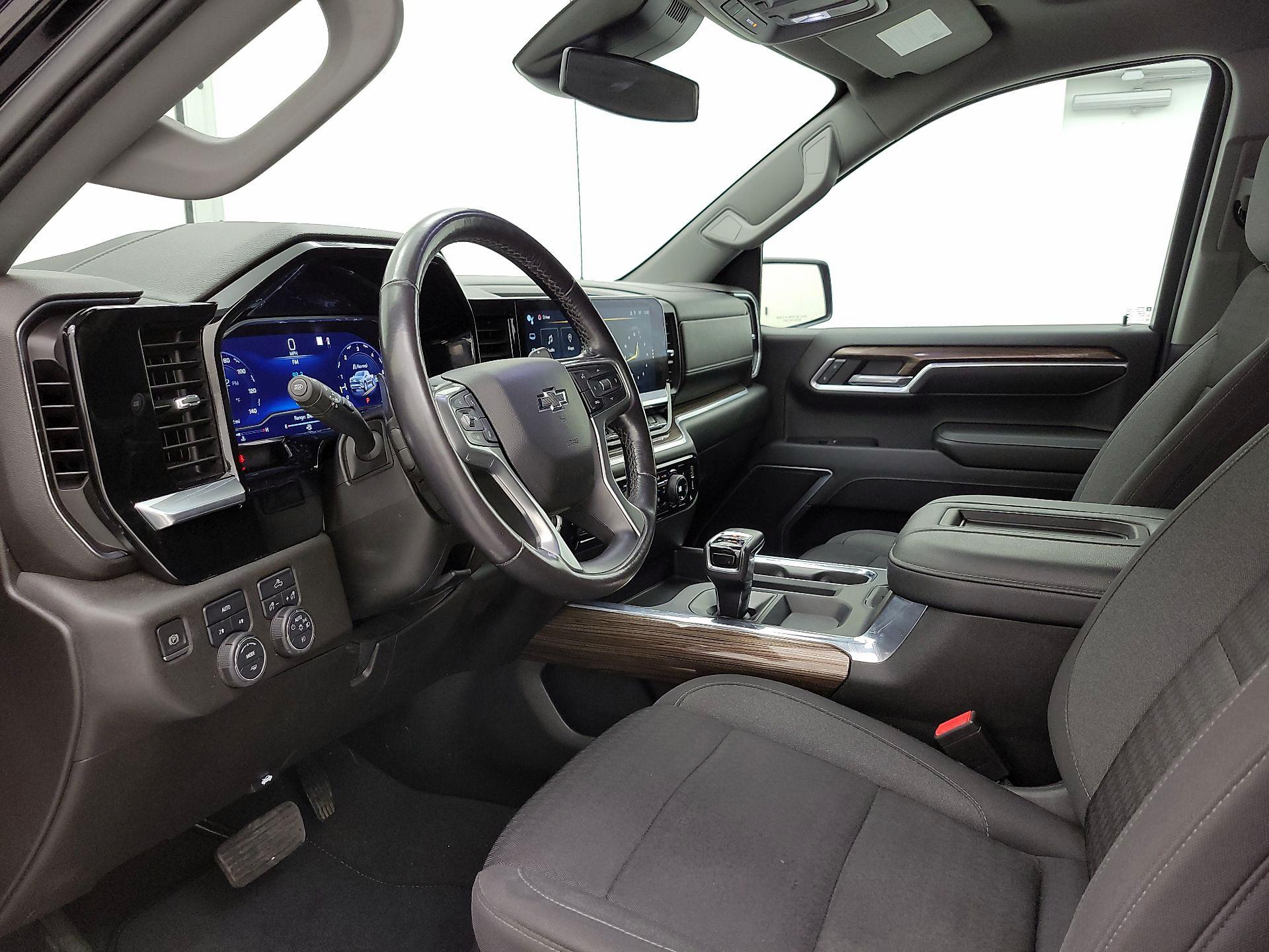 Thumbnail: 2022 Chevrolet Silverado 1500 - 11